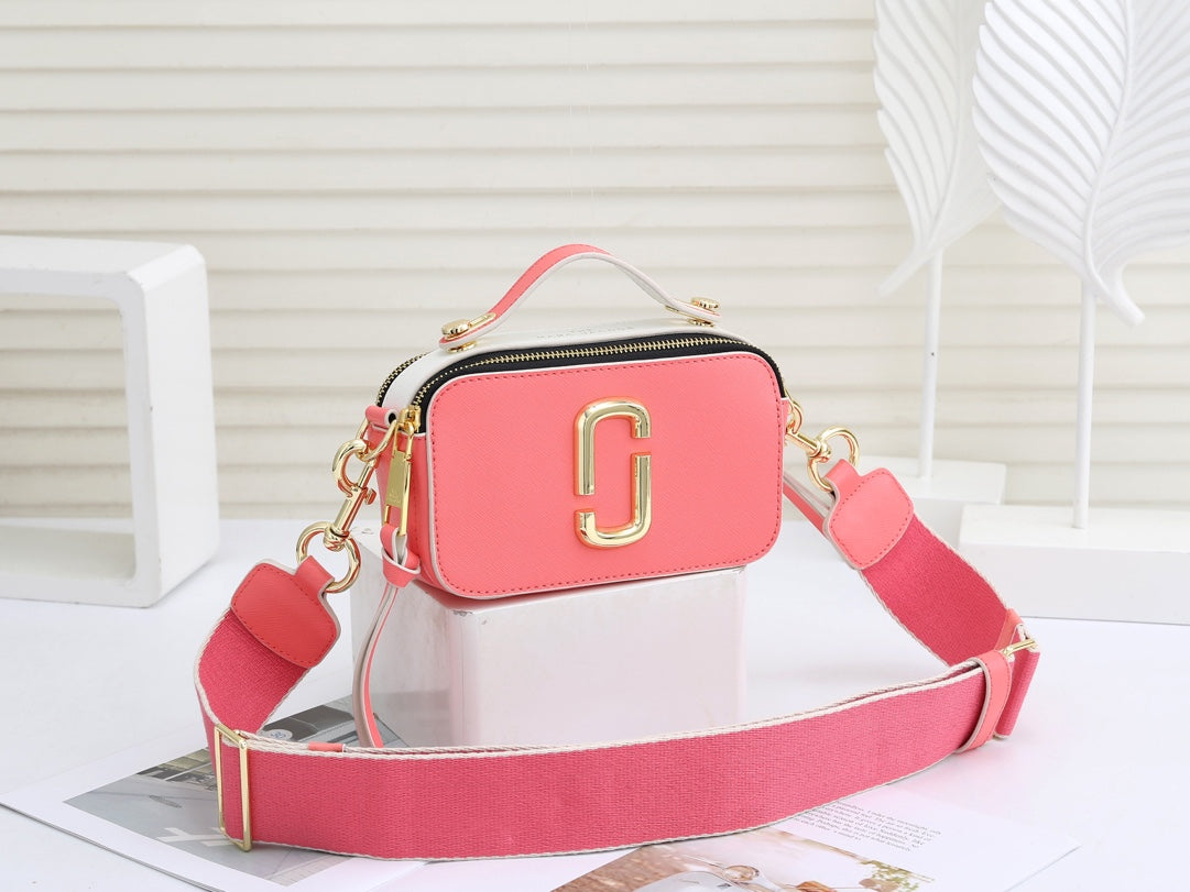 1XA31BDE Stylish leather bag 