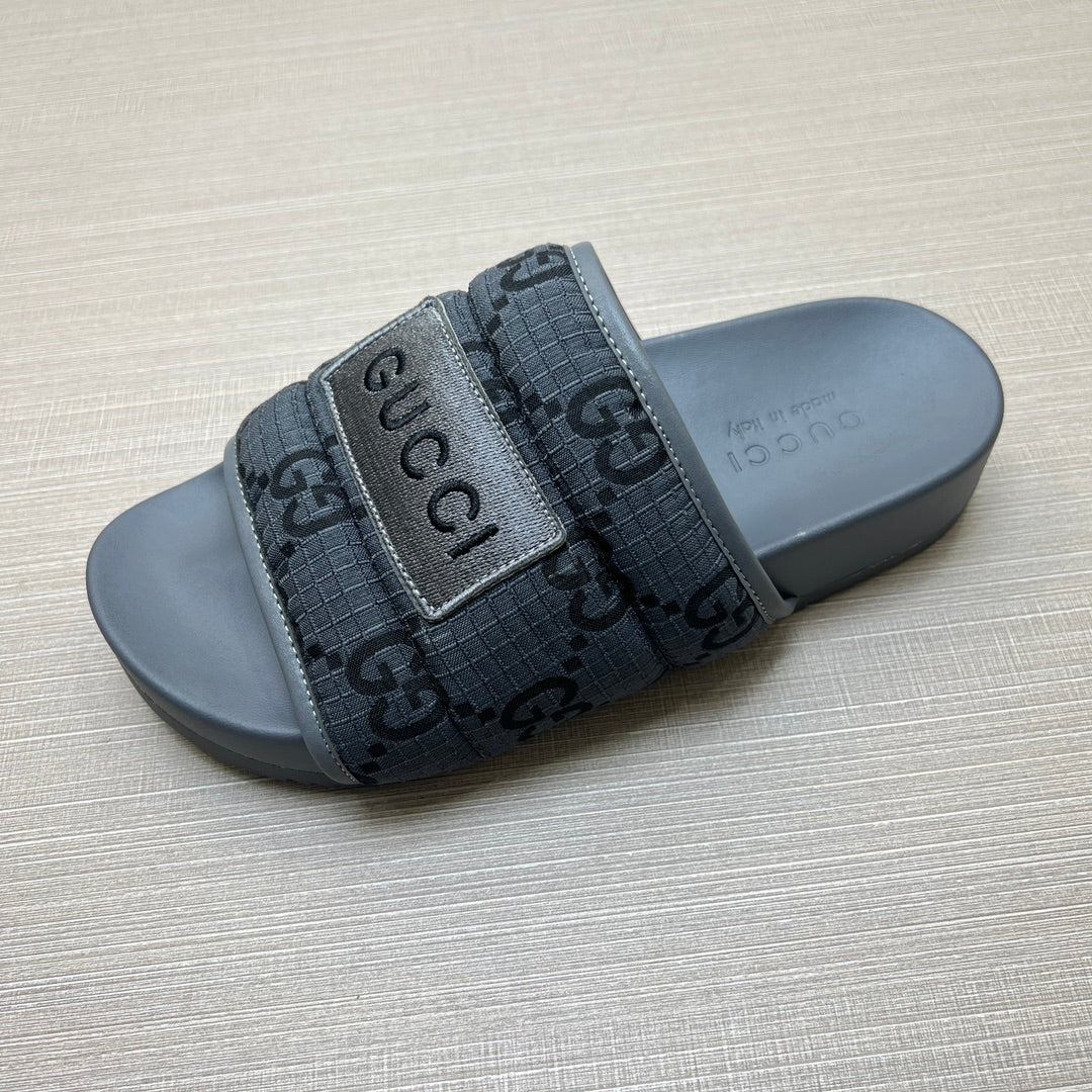 54B49ZDE Stylish slippers