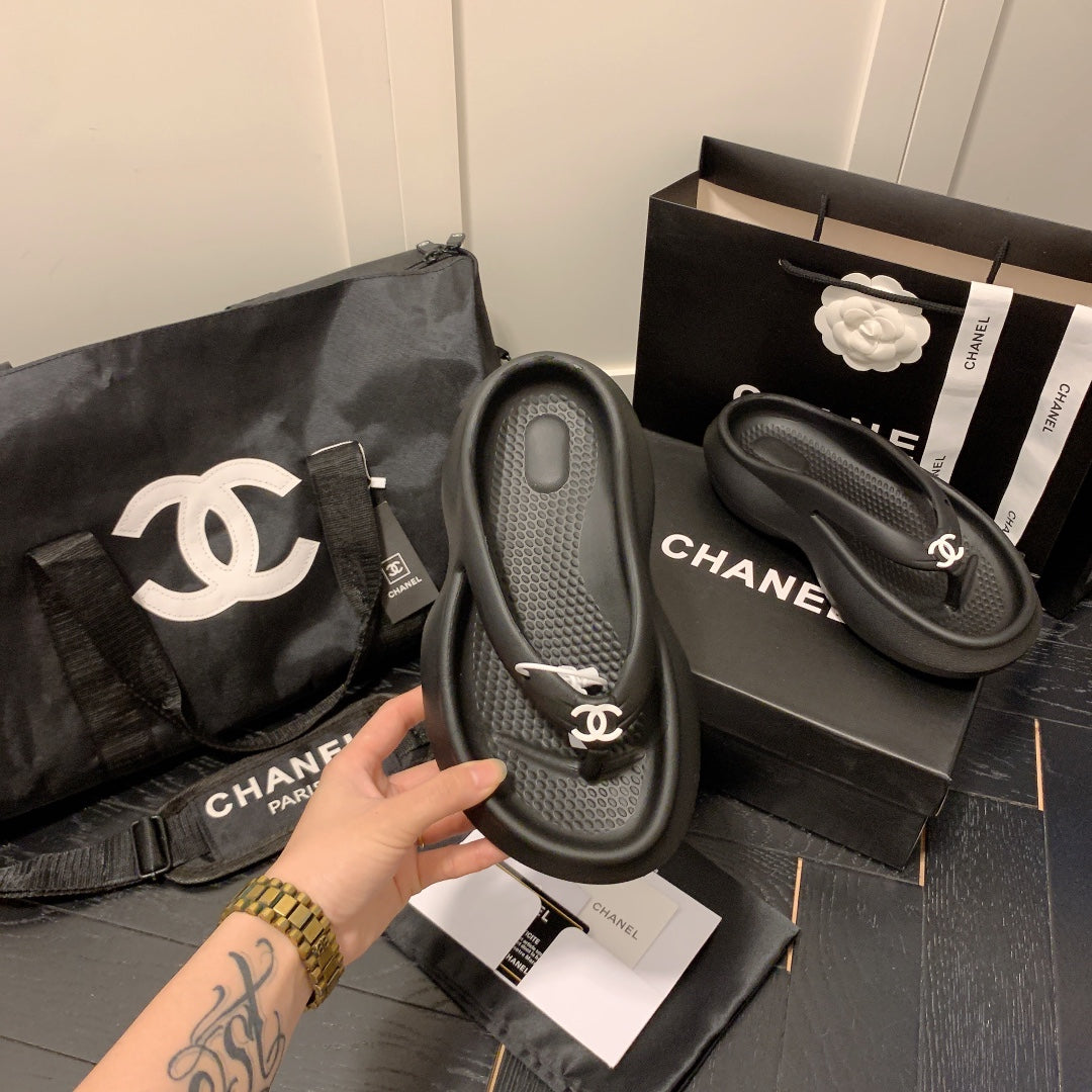 14C189ZDE Stylish Slippers