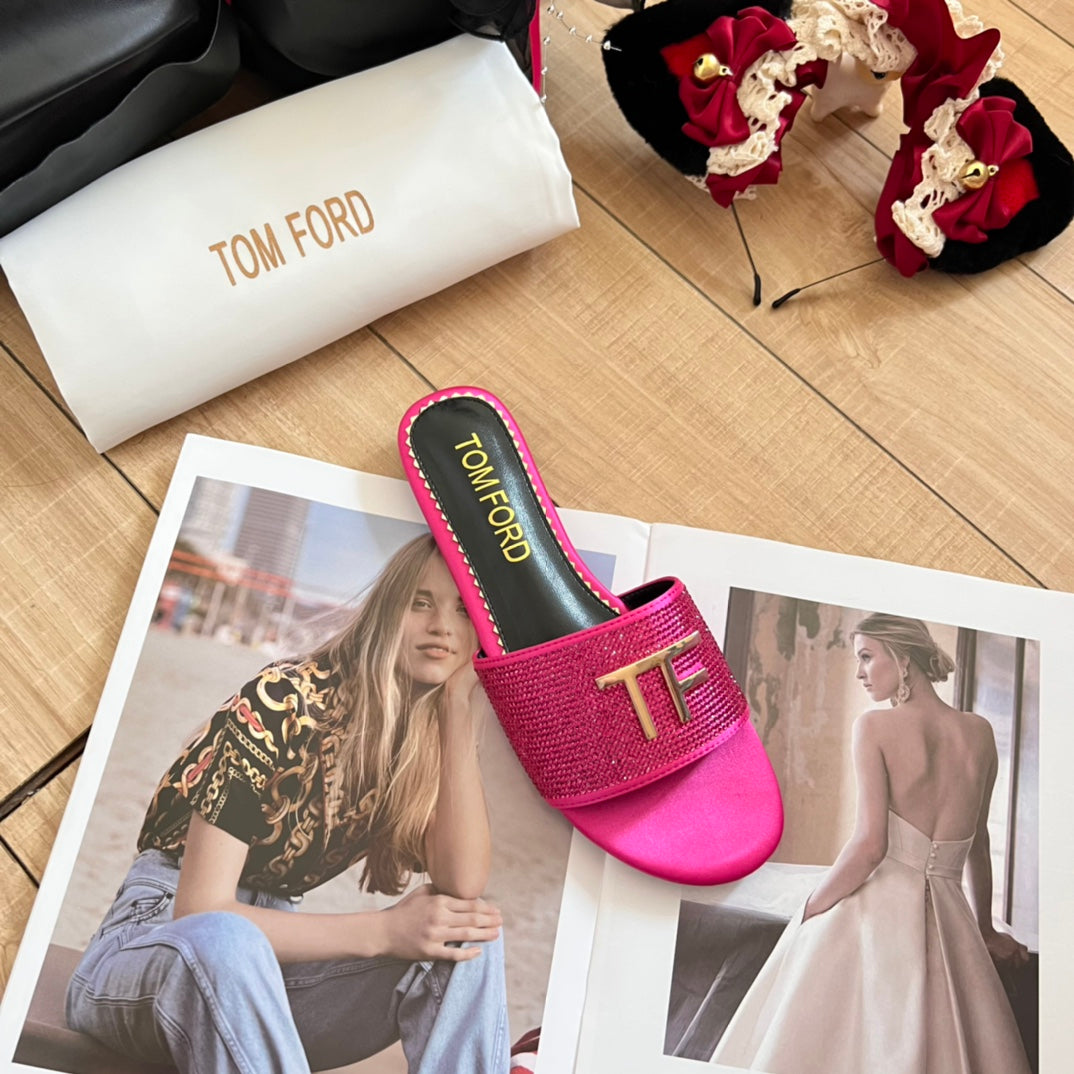 14A89ZDE Stylish Slippers