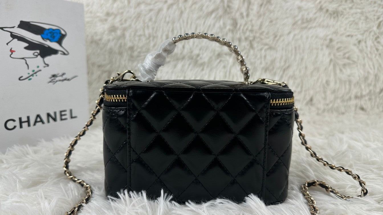 1XC377BDE Stylish leather bag 