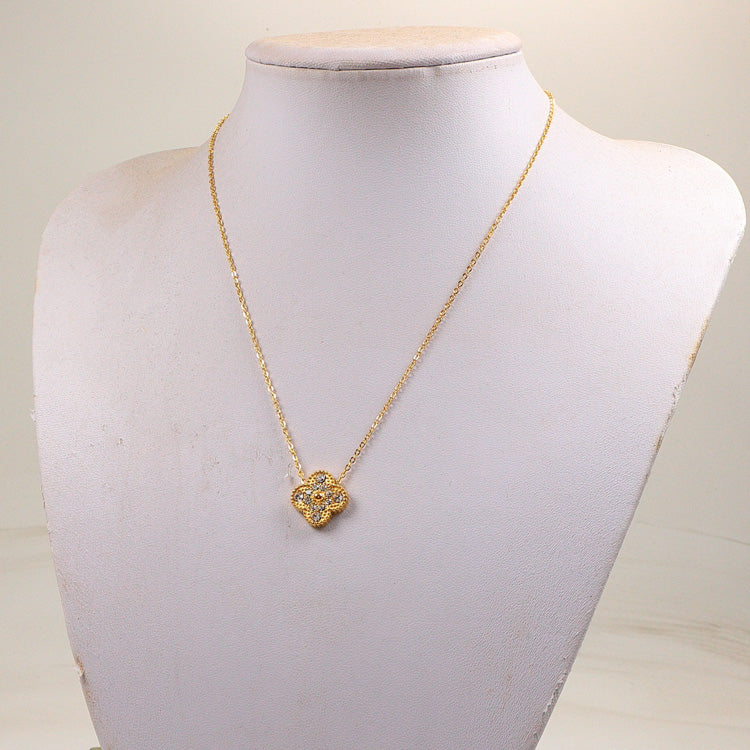 2VA11XDE Stylish  necklaces both sides: one side is full of diamonds, and the other color
