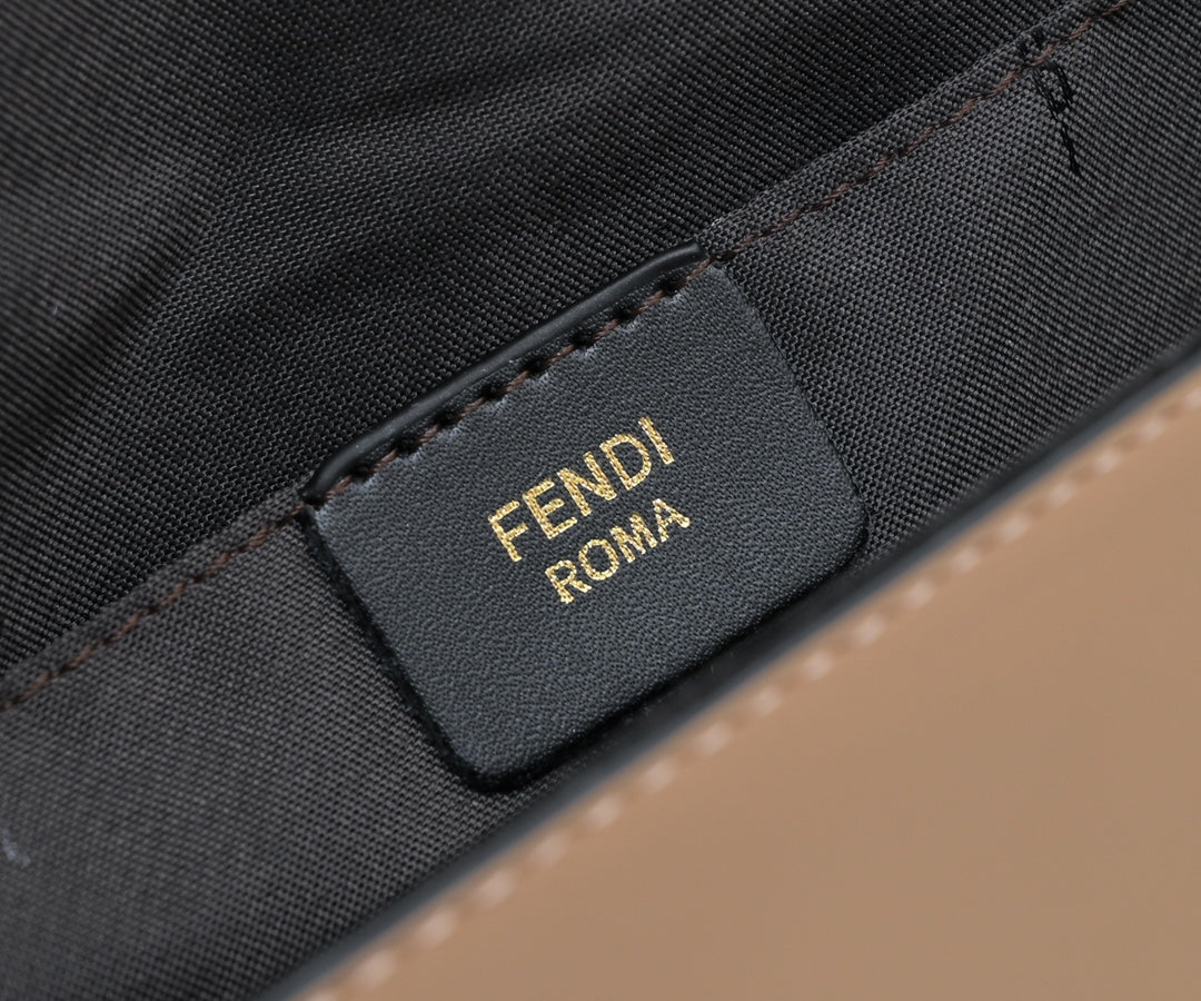 4XF9BDE Stylish leather bag 