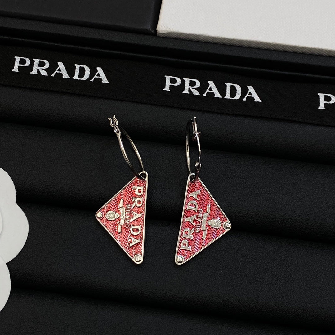 14PD272EDE Stylish Earrings
