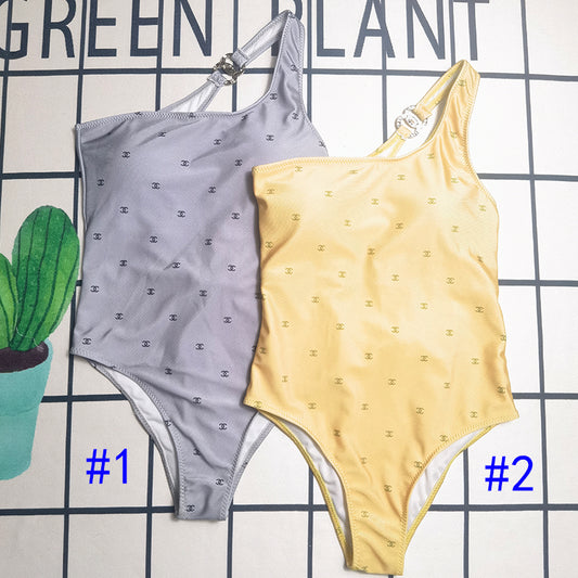 135ZC320YDE Stylish Bikini swimsuit