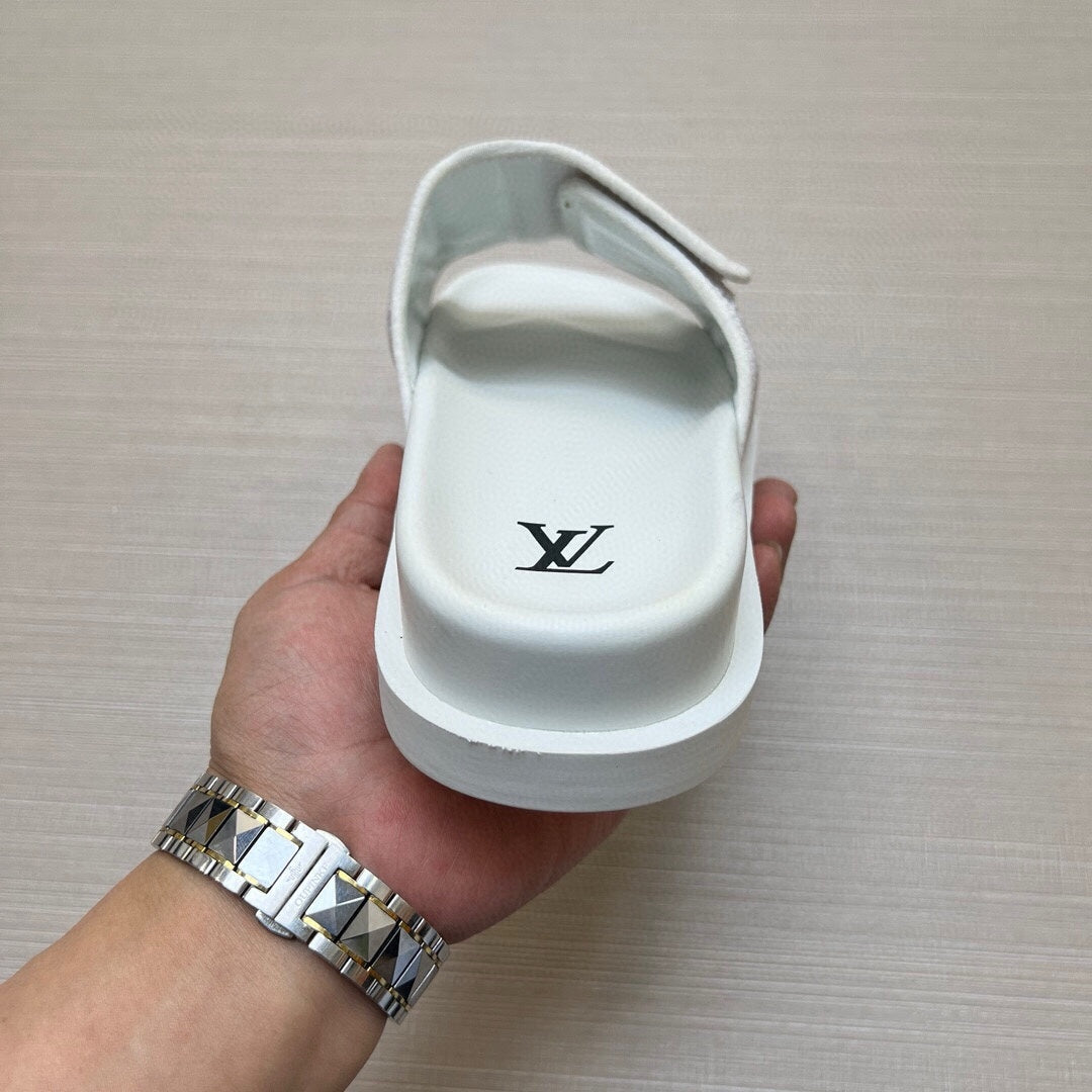 5WE251ZDE Stylish Slippers