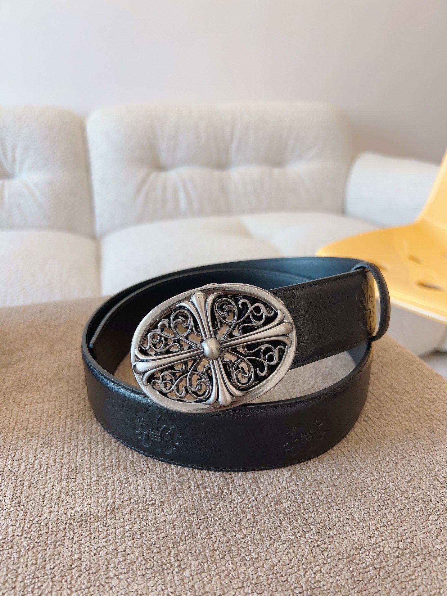 255RA16PDE Stylish High quality belt With full package