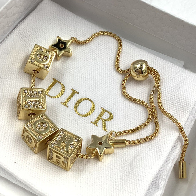 1YD253XDE Stylish Necklaces Earrings Bracelets