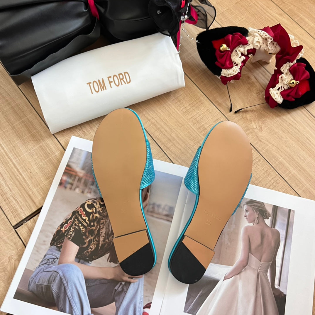 14A89ZDE Stylish Slippers