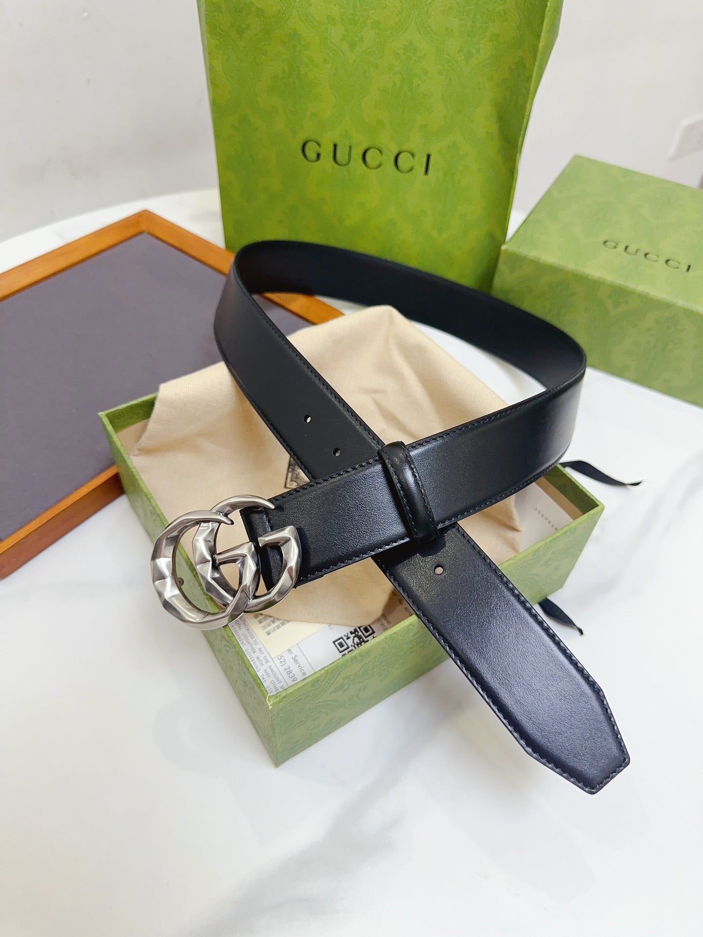 255RB13PDE Stylish  High quality belt With full package