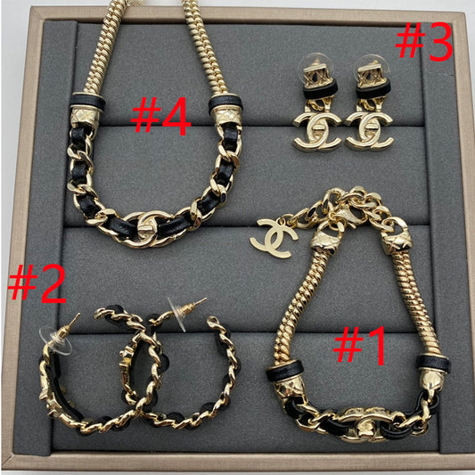 14C432XDE Stylish  Earrings Bracelets Necklaces