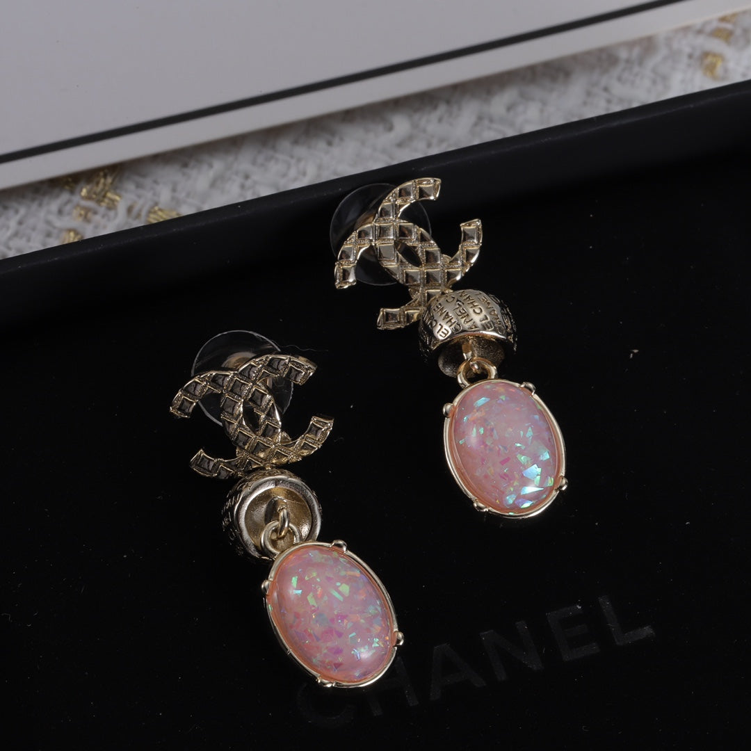 14C10EDE Stylish Earrings