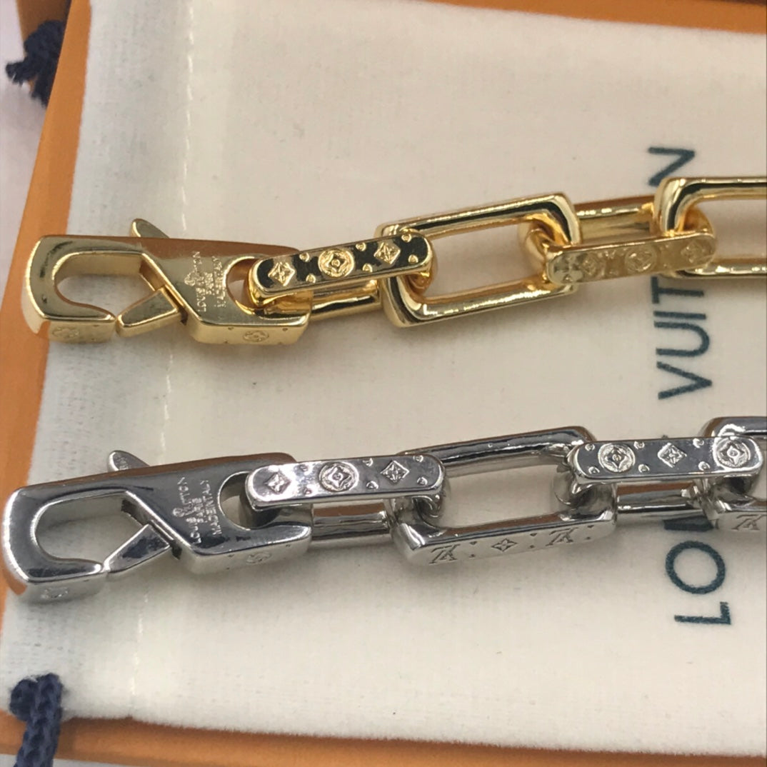 14E412KDE Stylish Bracelets