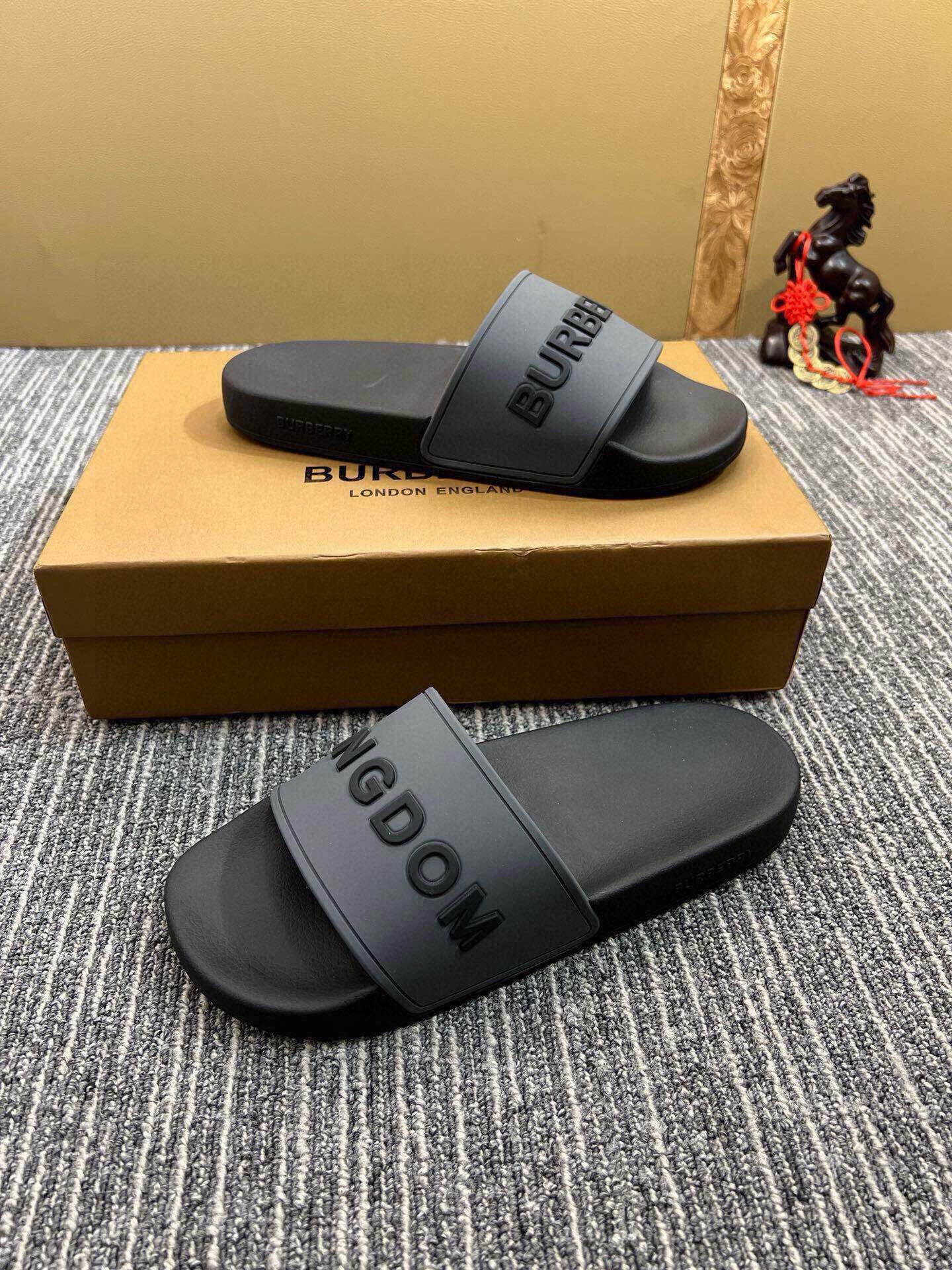 535ZR254ZDE Stylish Slippers