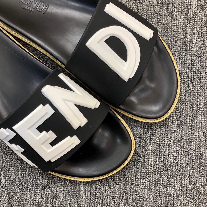 5XF106ZDE Stylish Slippers