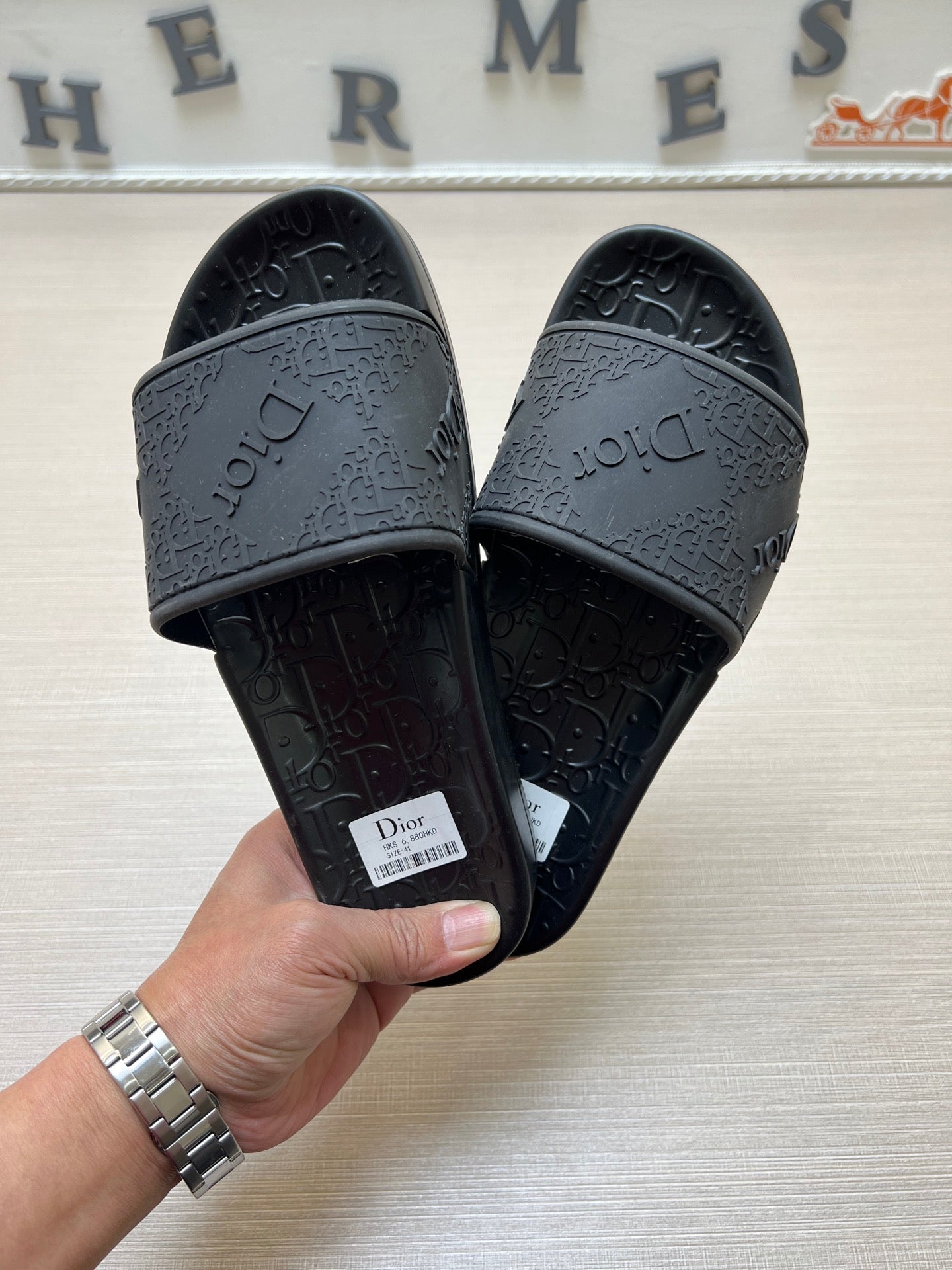 535ZD279ZDE Stylish Slippers
