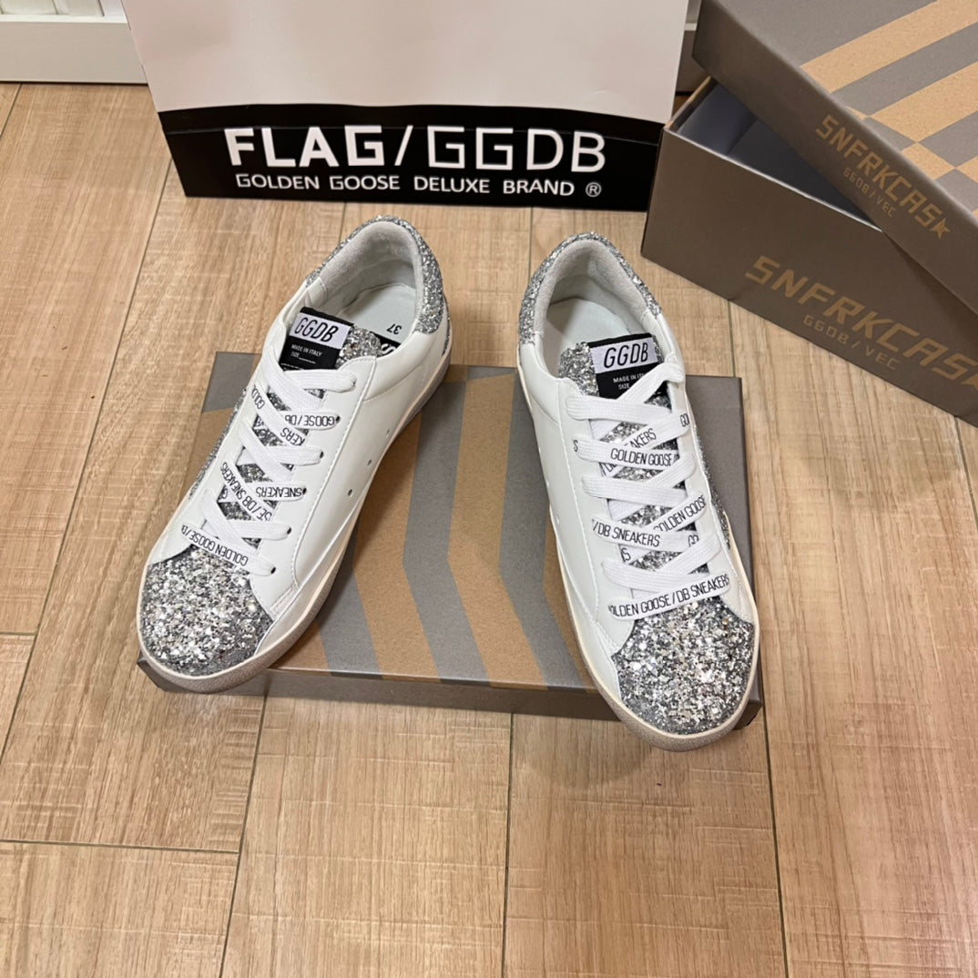 14GE111ZDE Stylish shoes