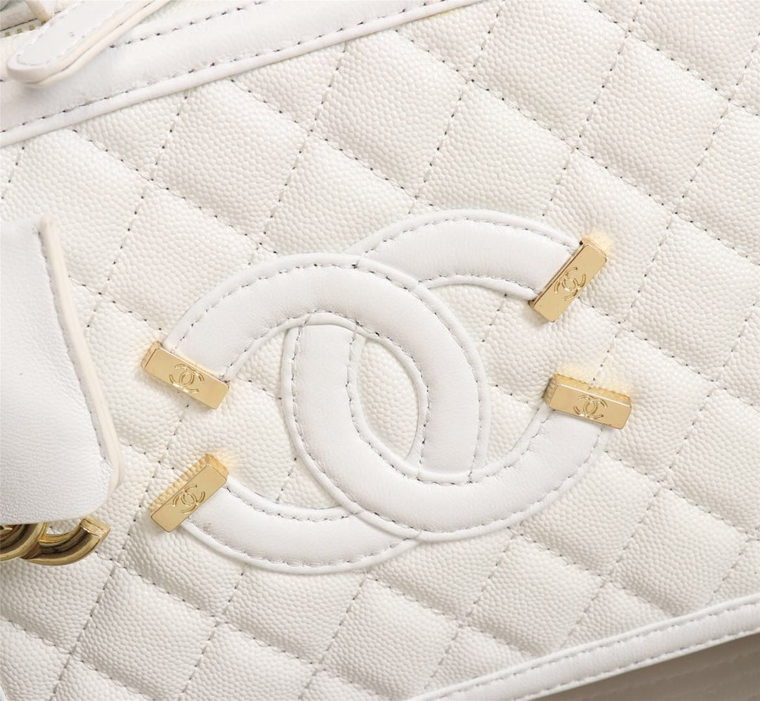 165NC123BDE Stylish leather bag