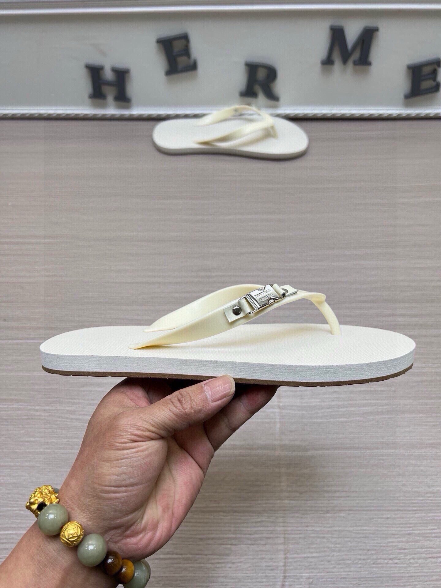 535ZA291ZDE Stylish Slippers