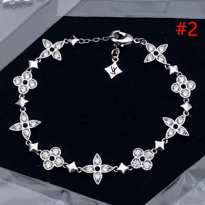 84E79KDE Stylish Bracelets