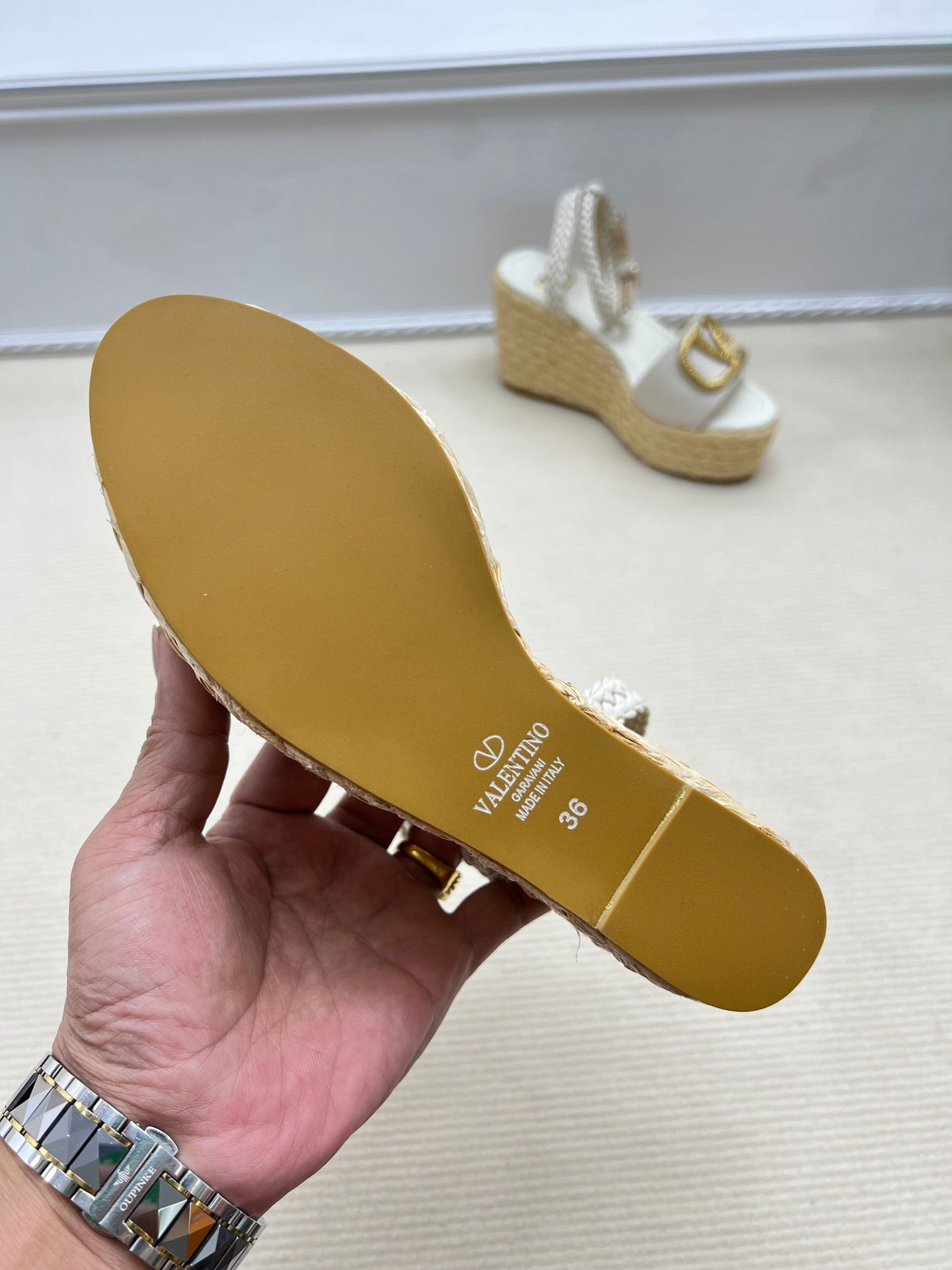 5YVL101ZDE Stylish leather High heels
