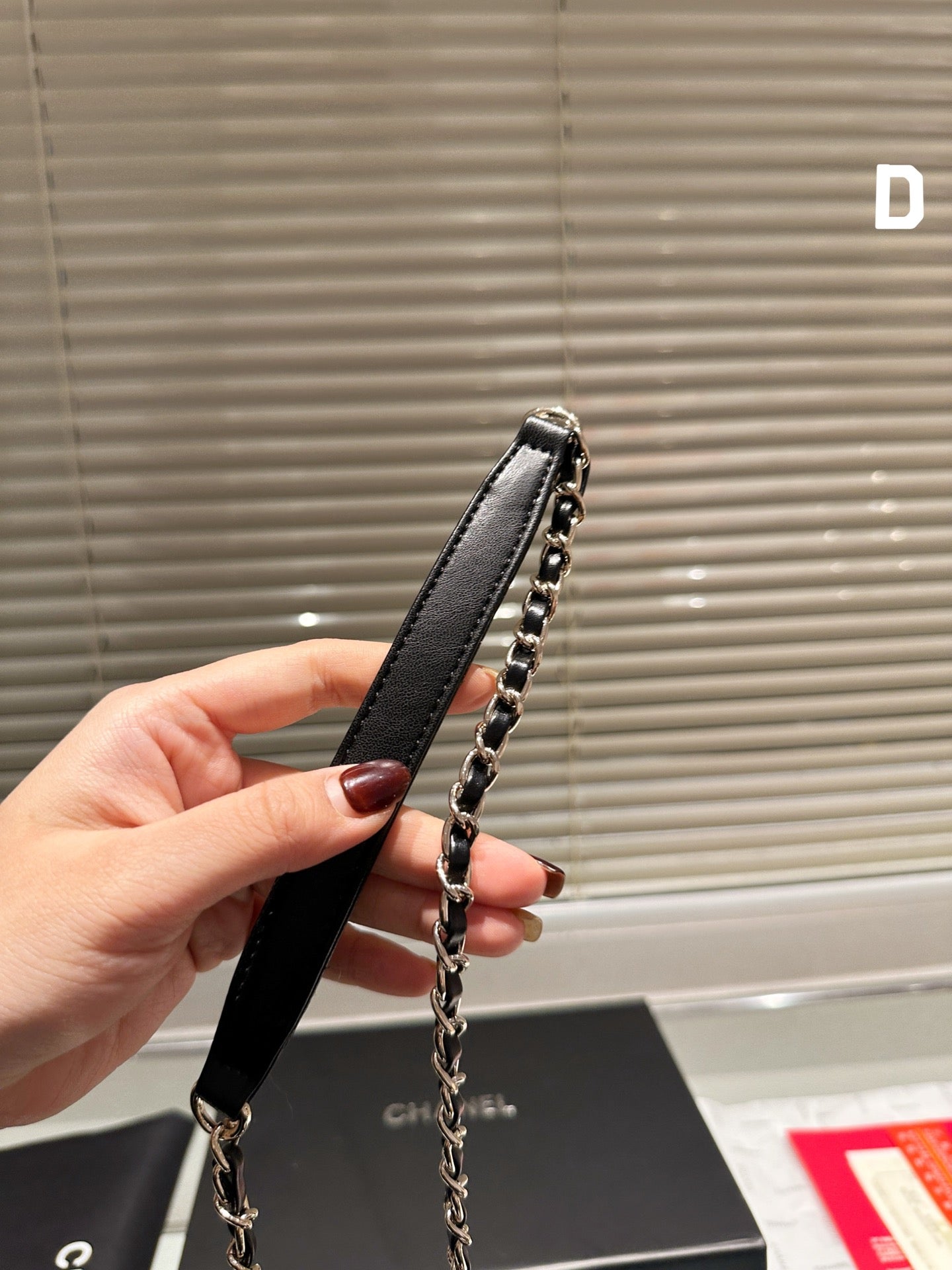 6XC420BDE Stylish Camera Bag