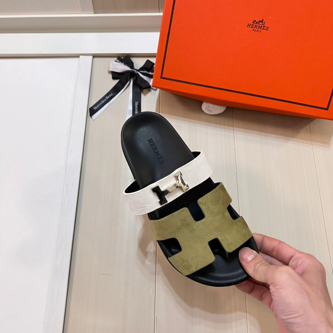 14H207ZDE Stylish Slippers