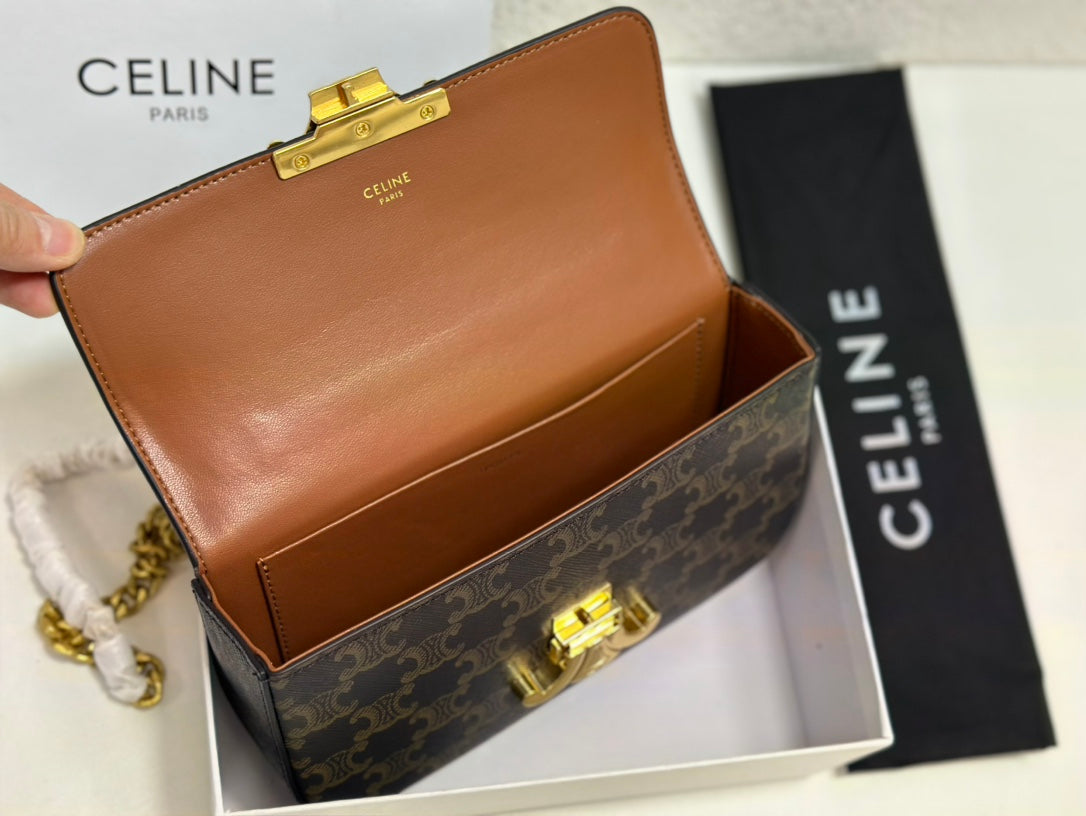 1XCL286BDE Stylish leather bag 