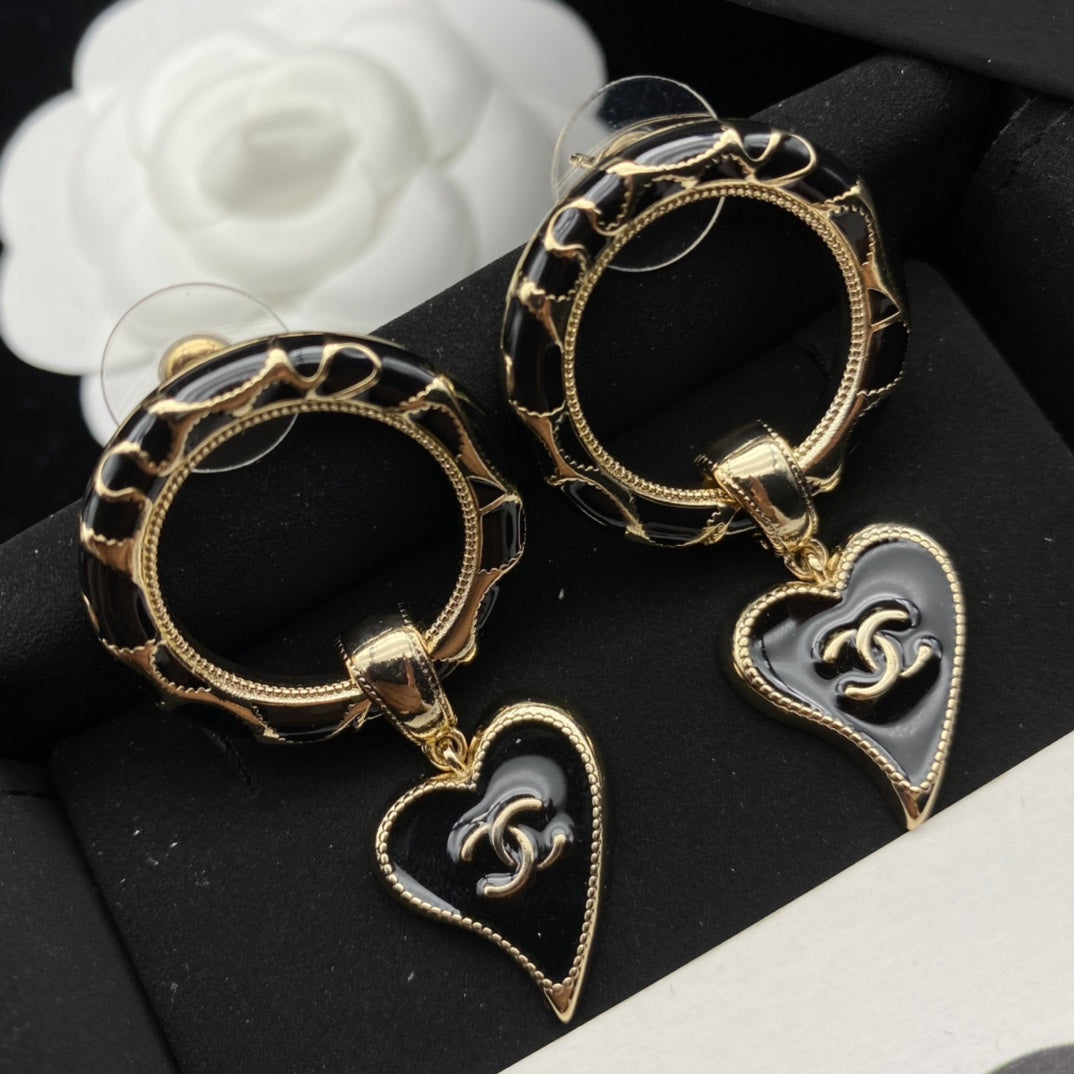 1NC157EDE Stylish Earrings