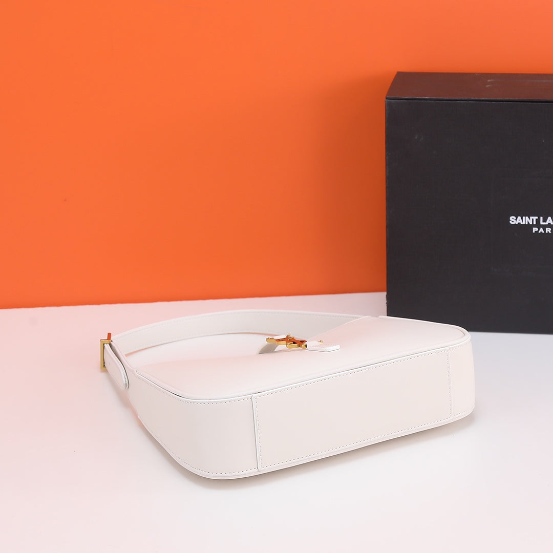 4XSL29BDE Stylish leather bag 