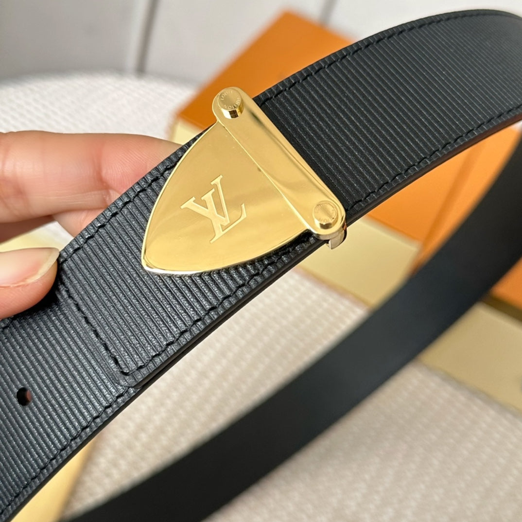 14E136PDE Stylish  High quality belt With full package