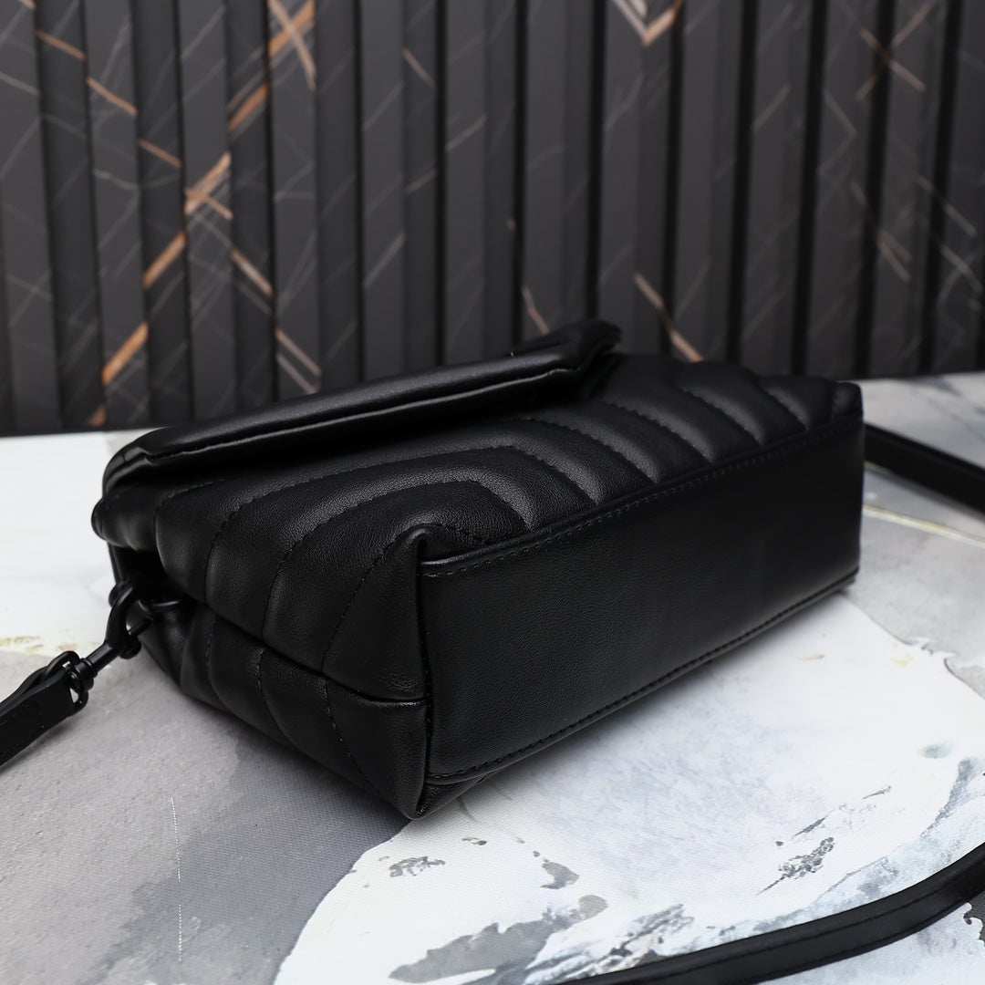 1XSL267BDE Stylish leather bag 