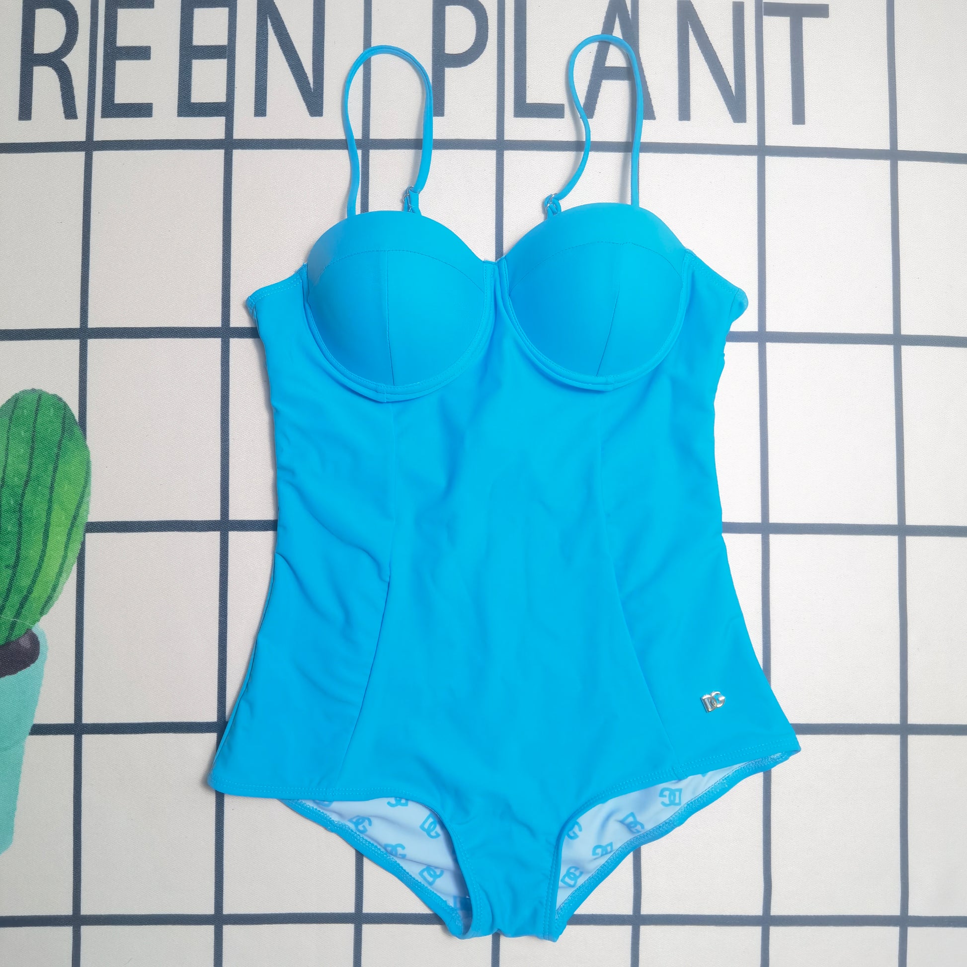 135ZA319YDE Stylish Bikini swimsuit