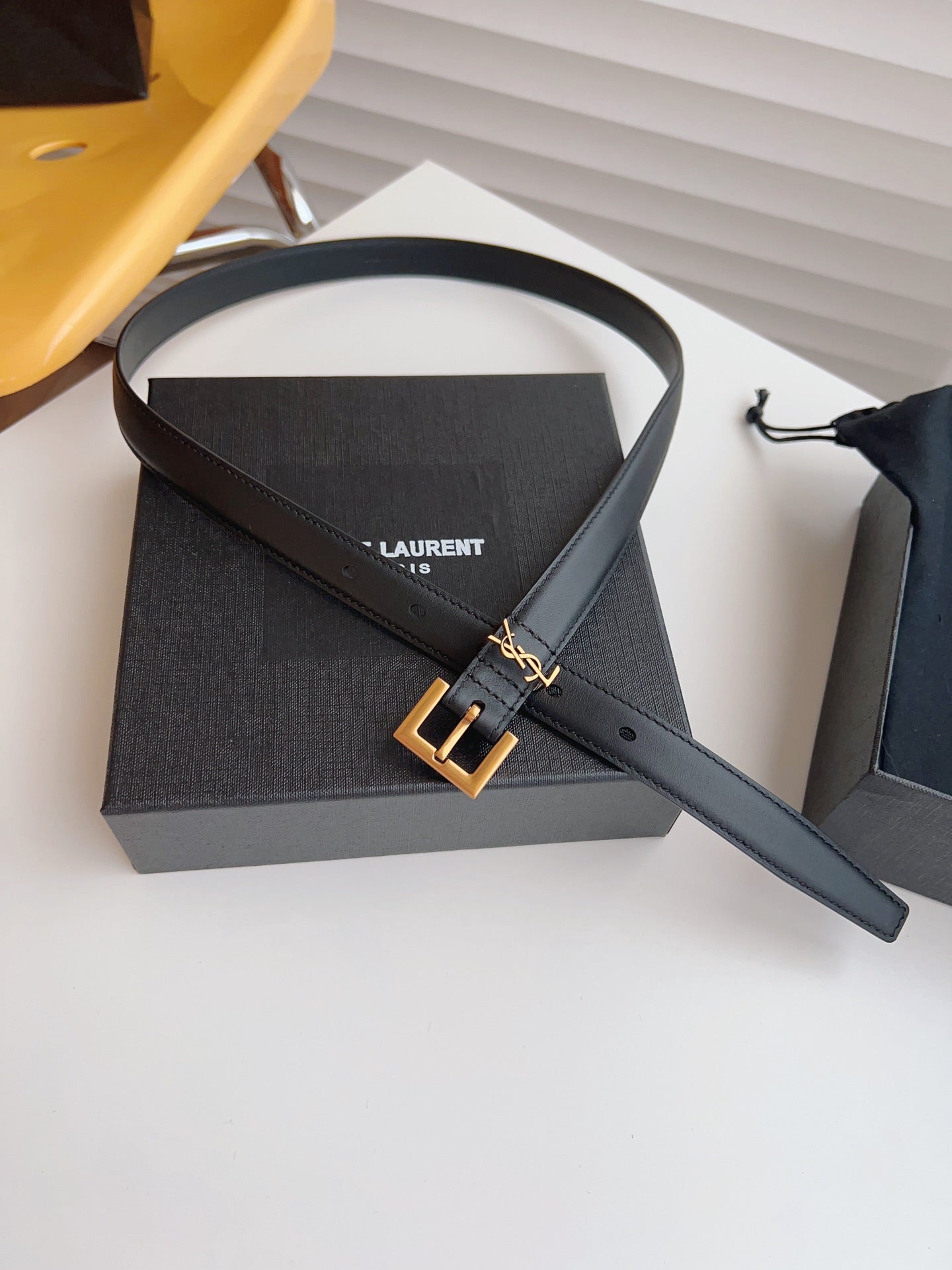 155RSL224PDE Stylish  High quality belt With full package