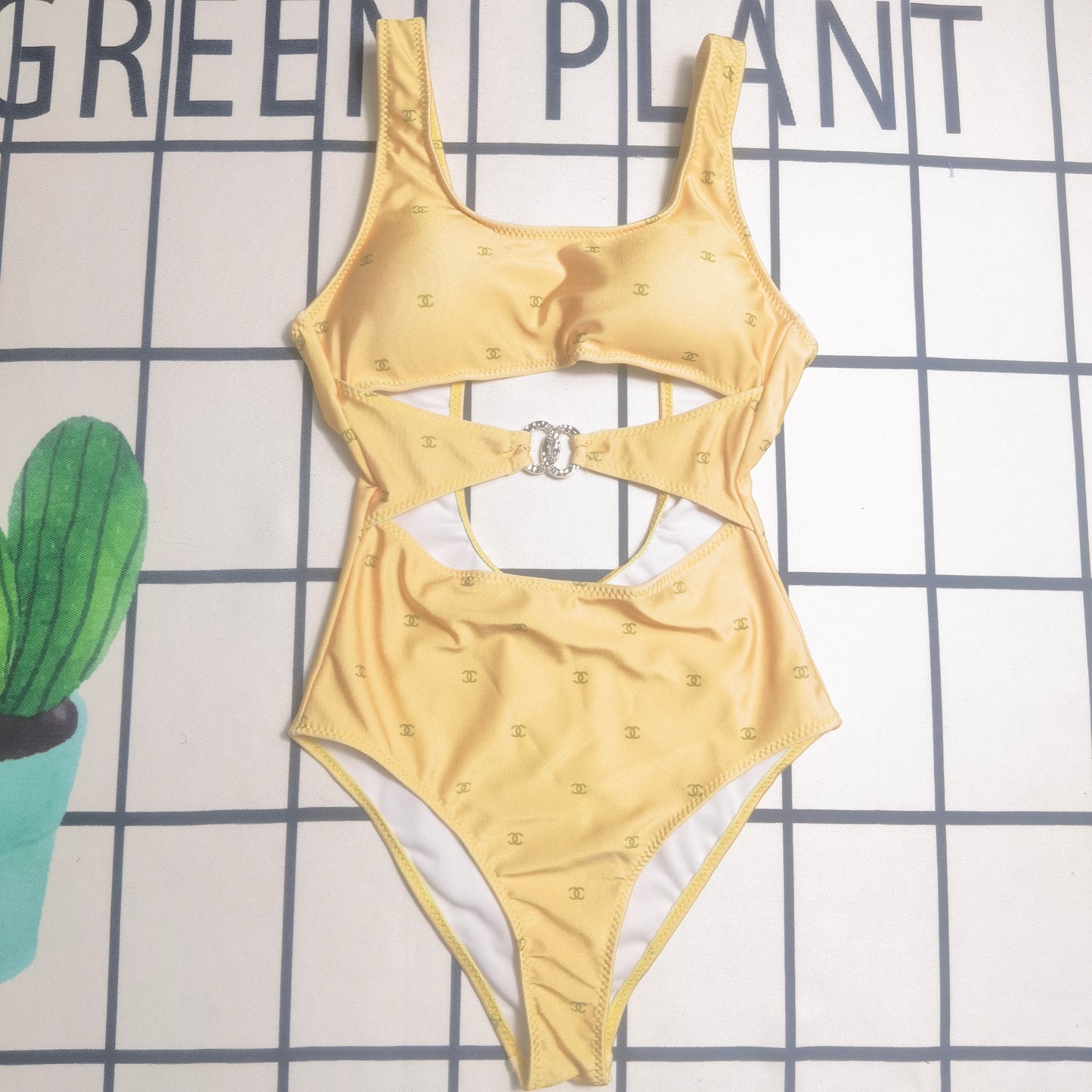 135ZC303YDE Stylish Bikini swimsuit