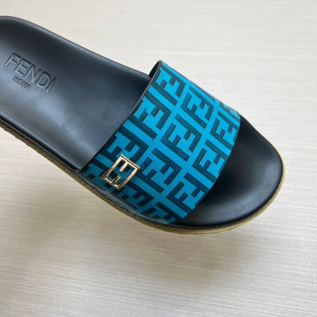 54F121ZDE Stylish slippers