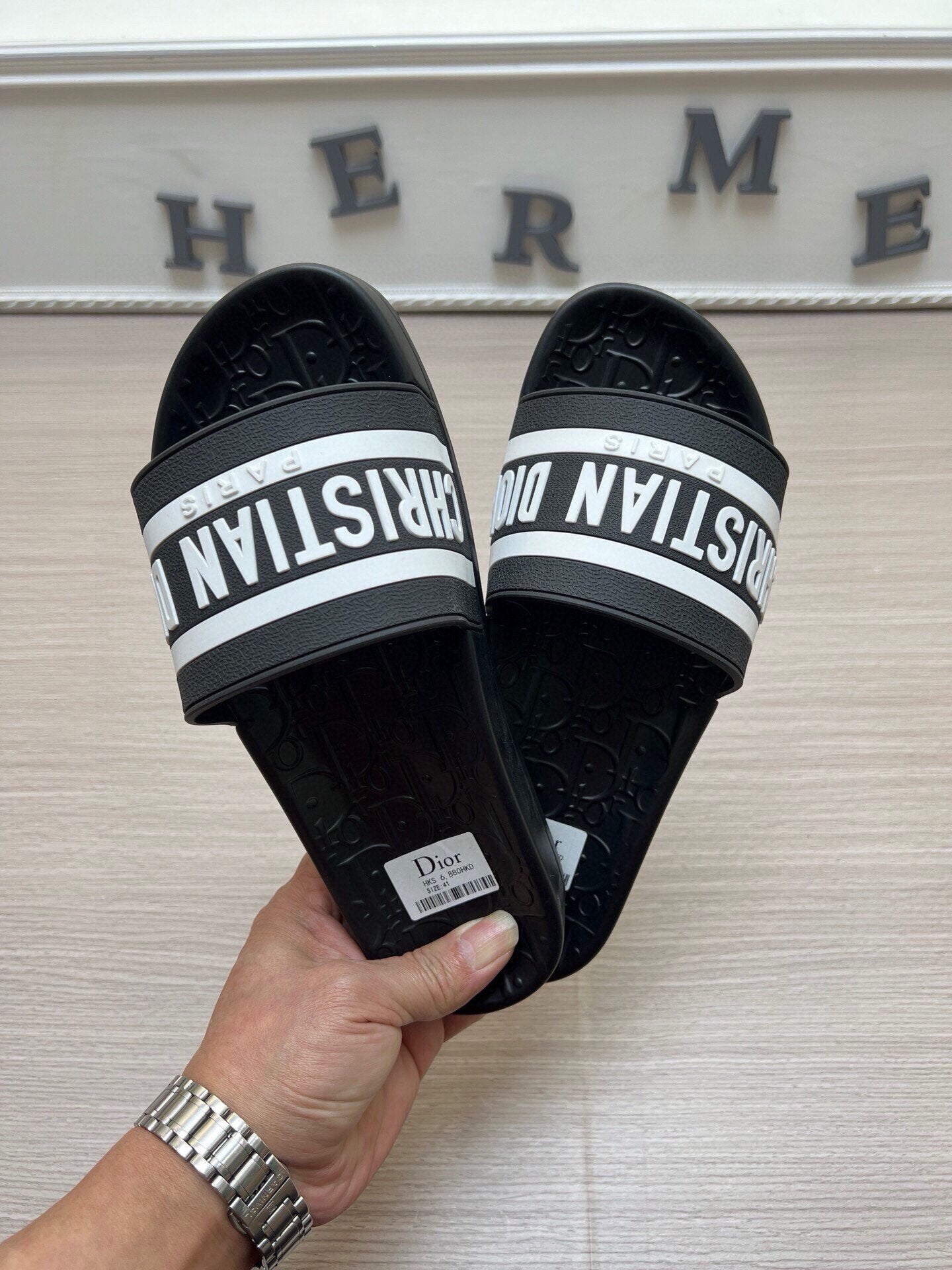 5LD212ZDE Stylish Slippers