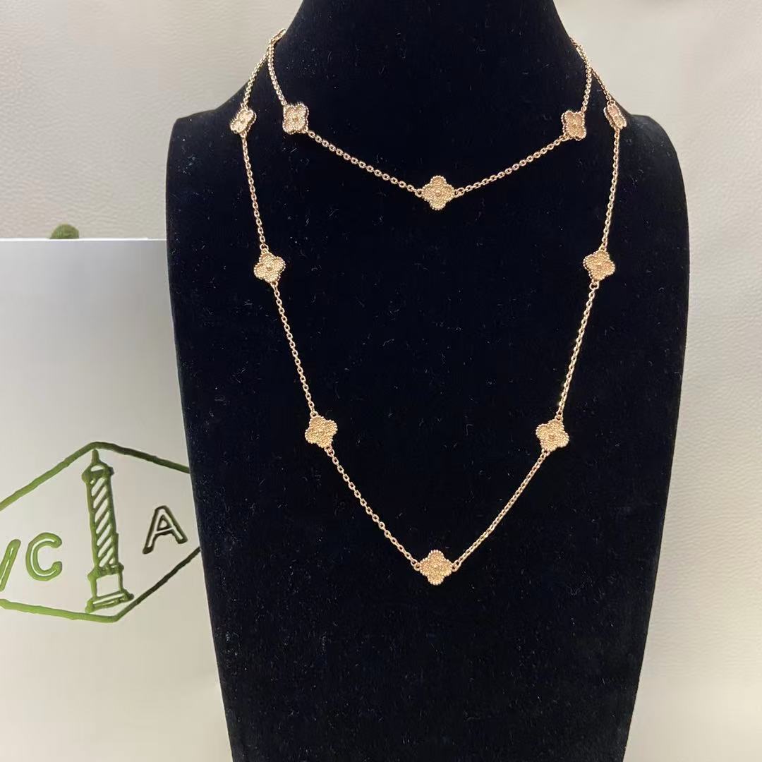 585NVA21XDE Stylish Necklace