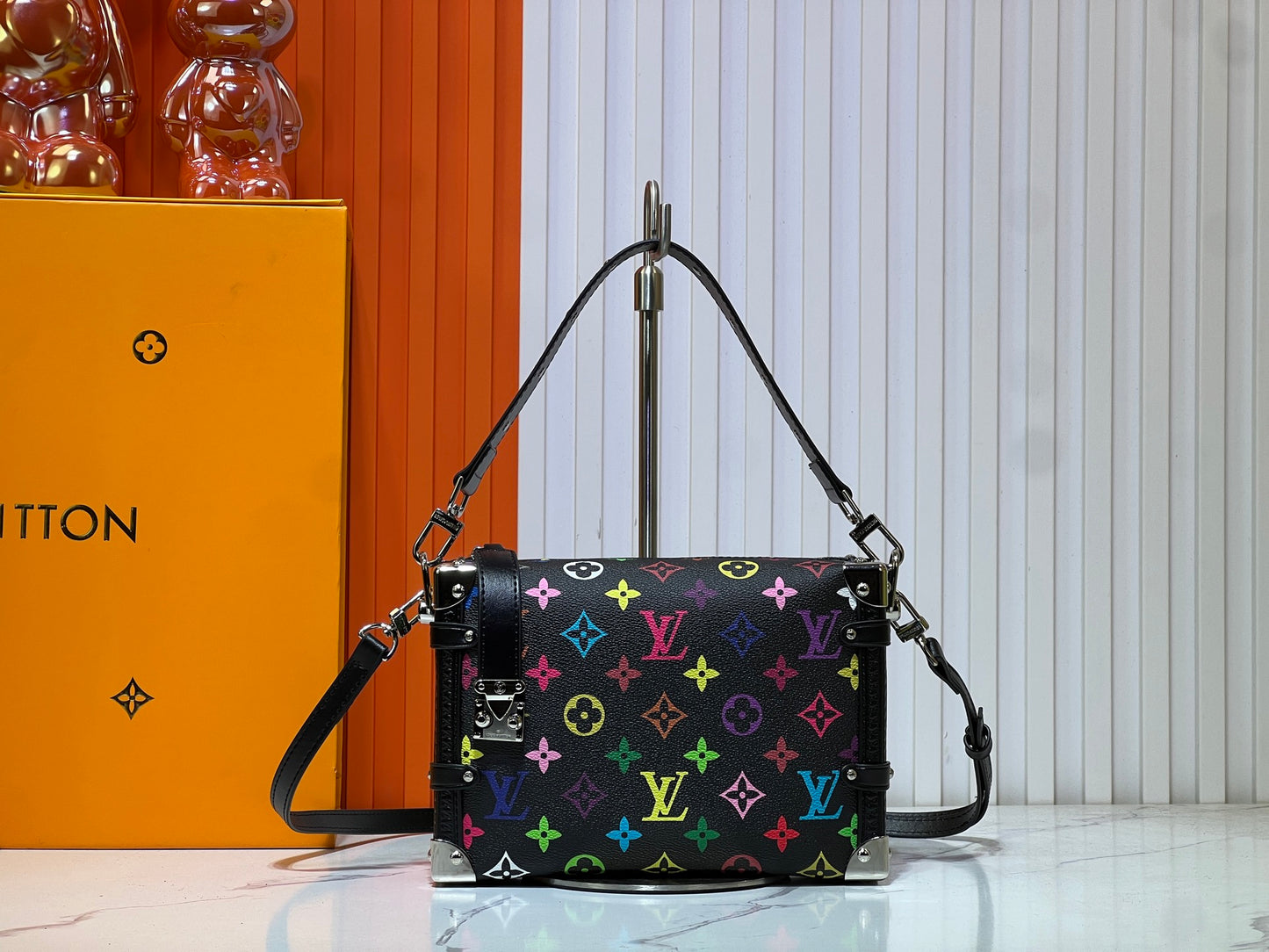 1WE101BDE Stylish leather bag