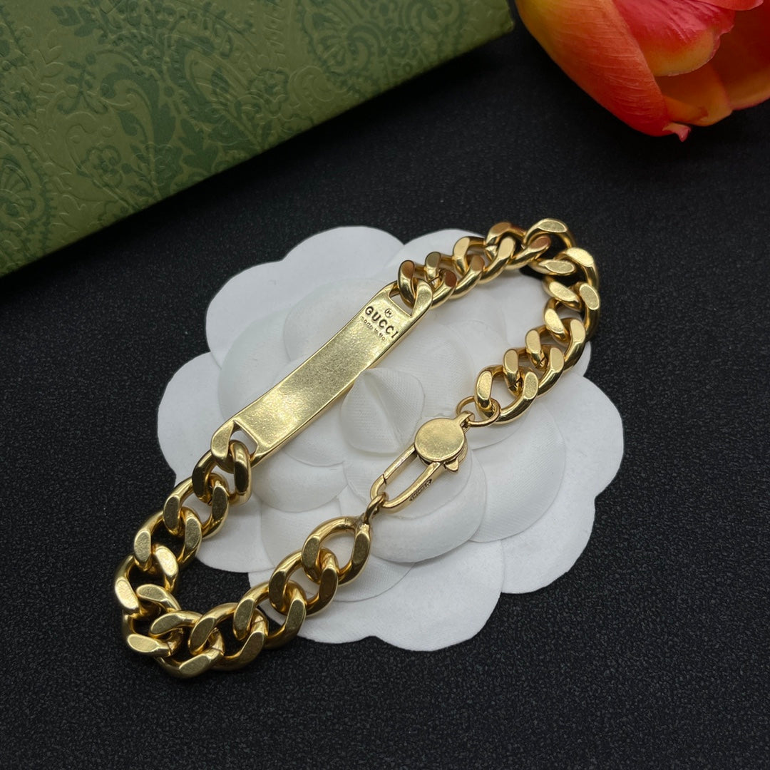 1XB356KDE Stylish bracelet