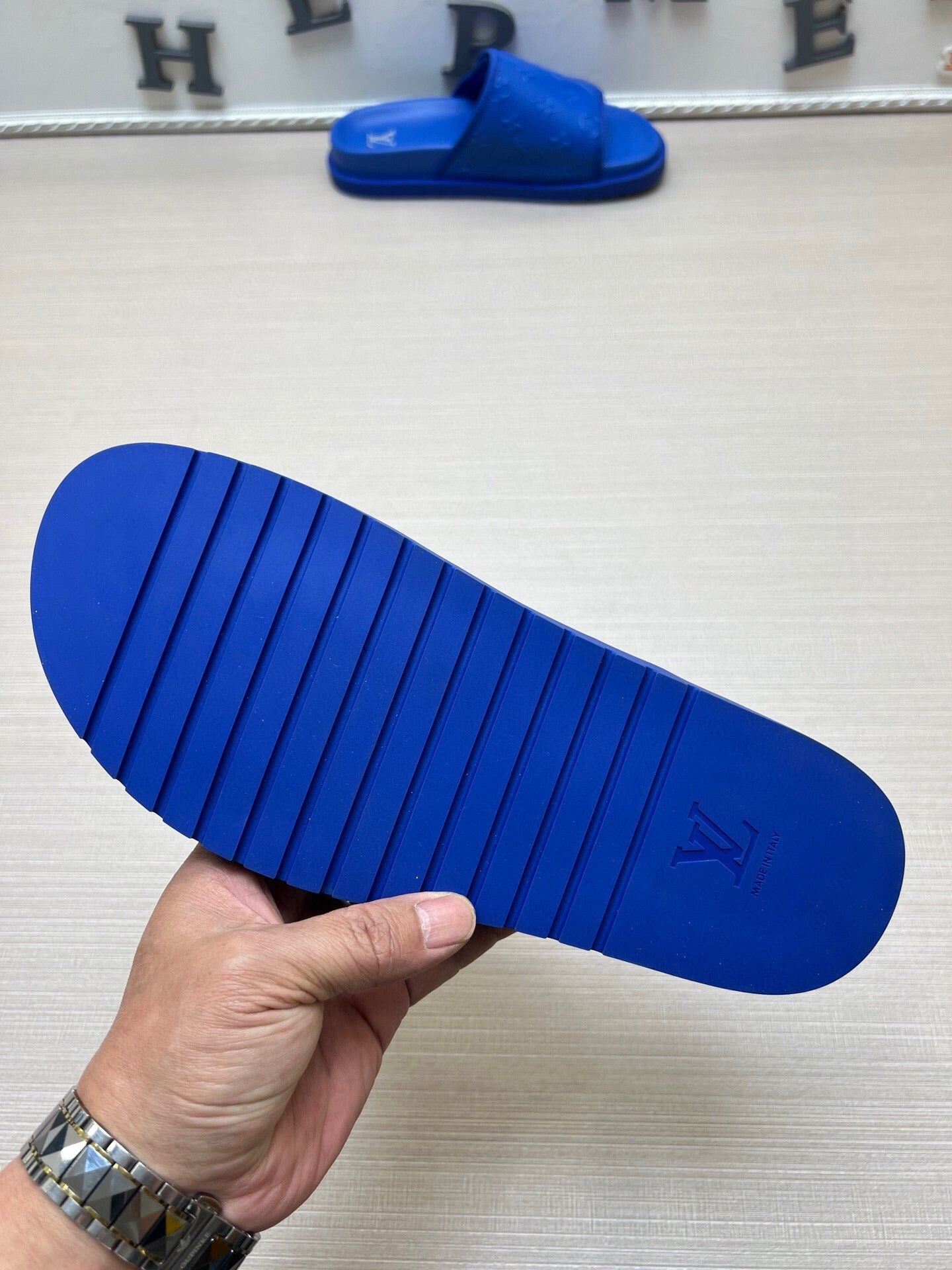 5WE253ZDE Stylish Slippers