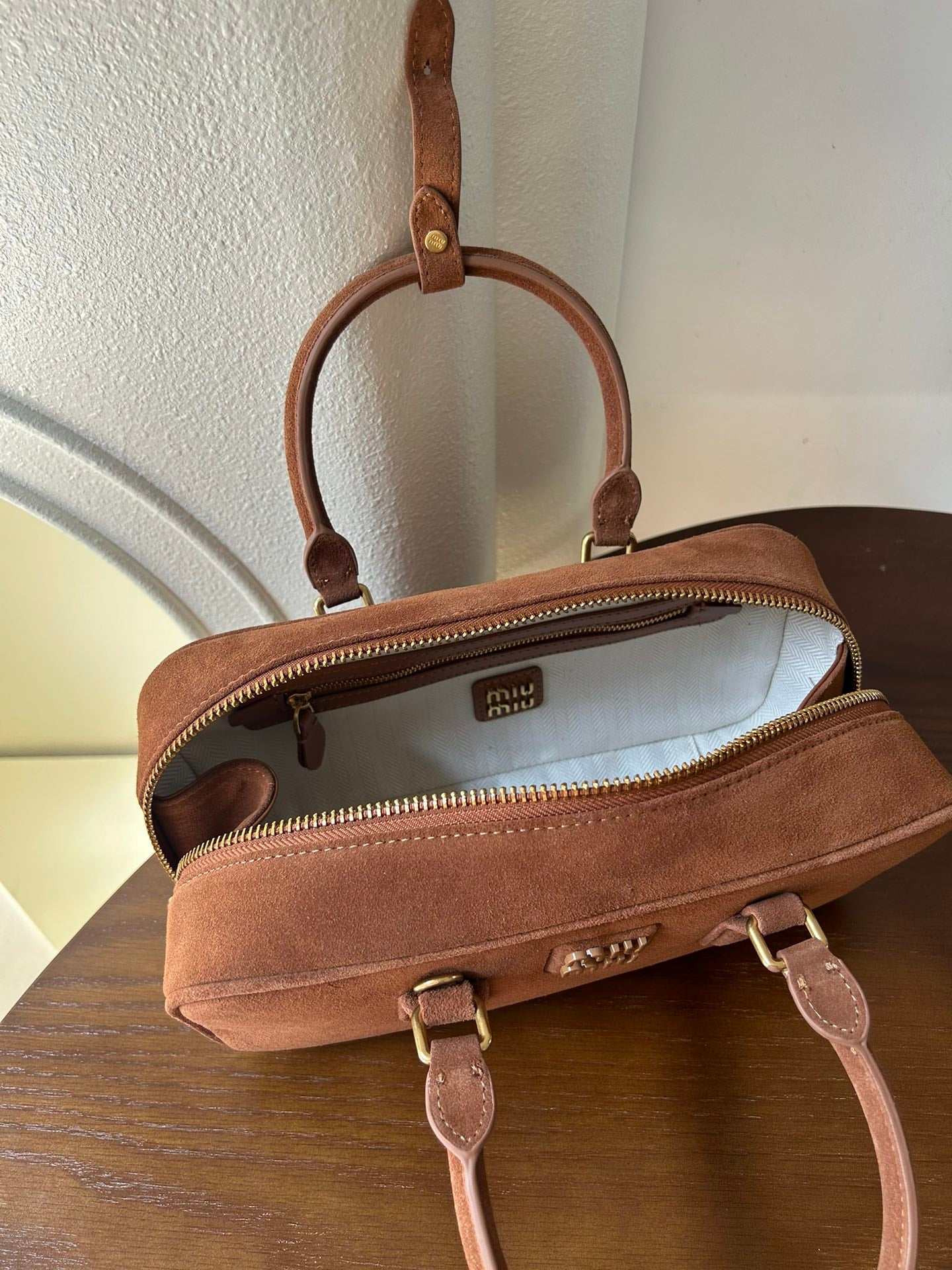 1WA80BDE Stylish leather bag