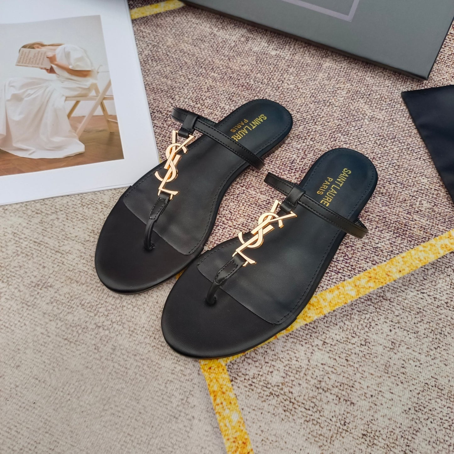 14SL44ZDE Stylish sandals