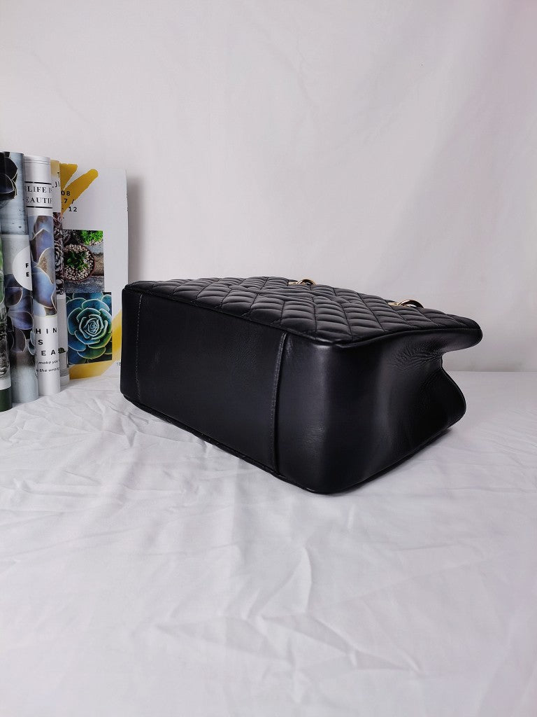 4XC20BDE Stylish leather bag 