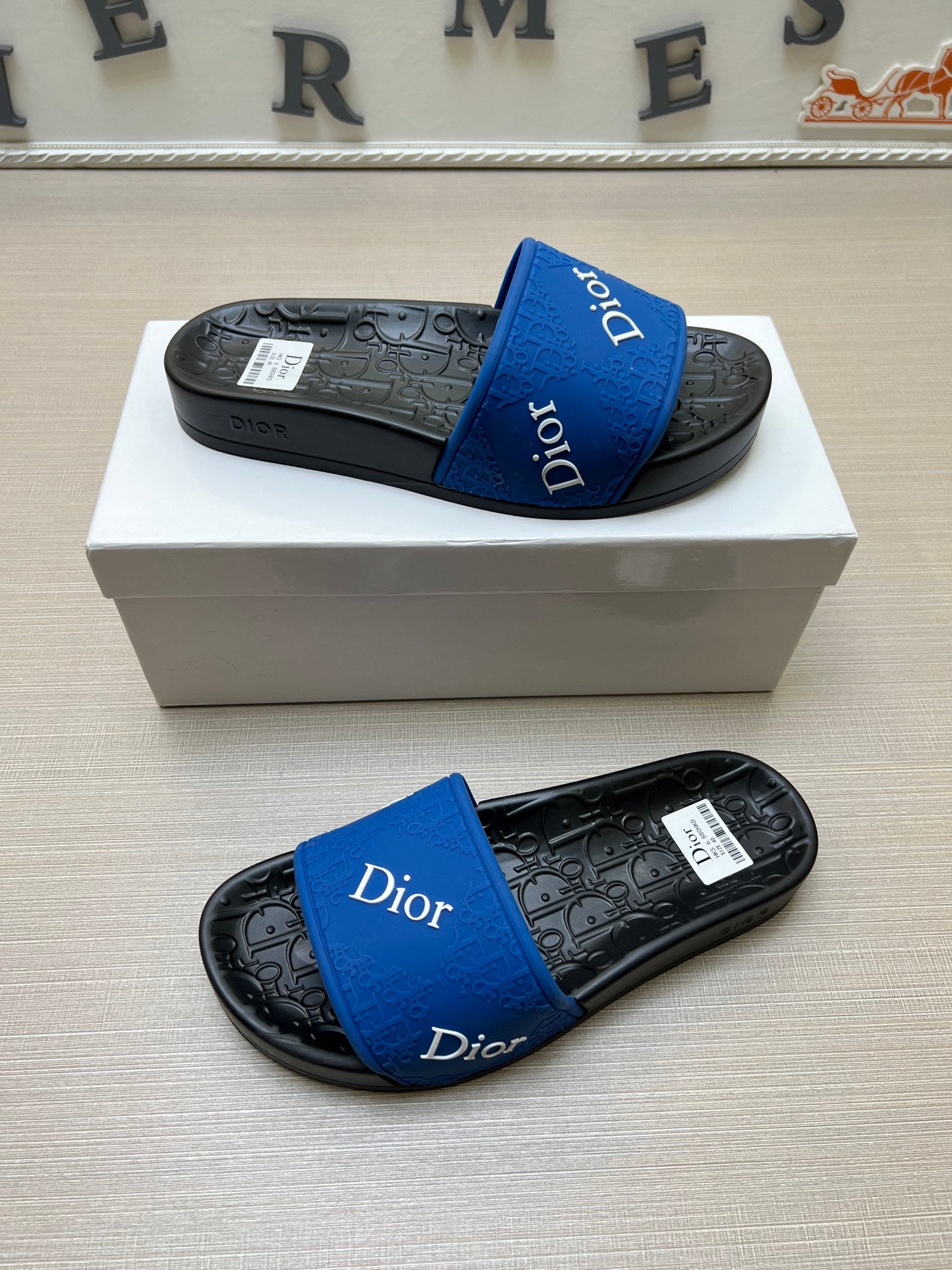 535ZD278ZDE Stylish Slippers