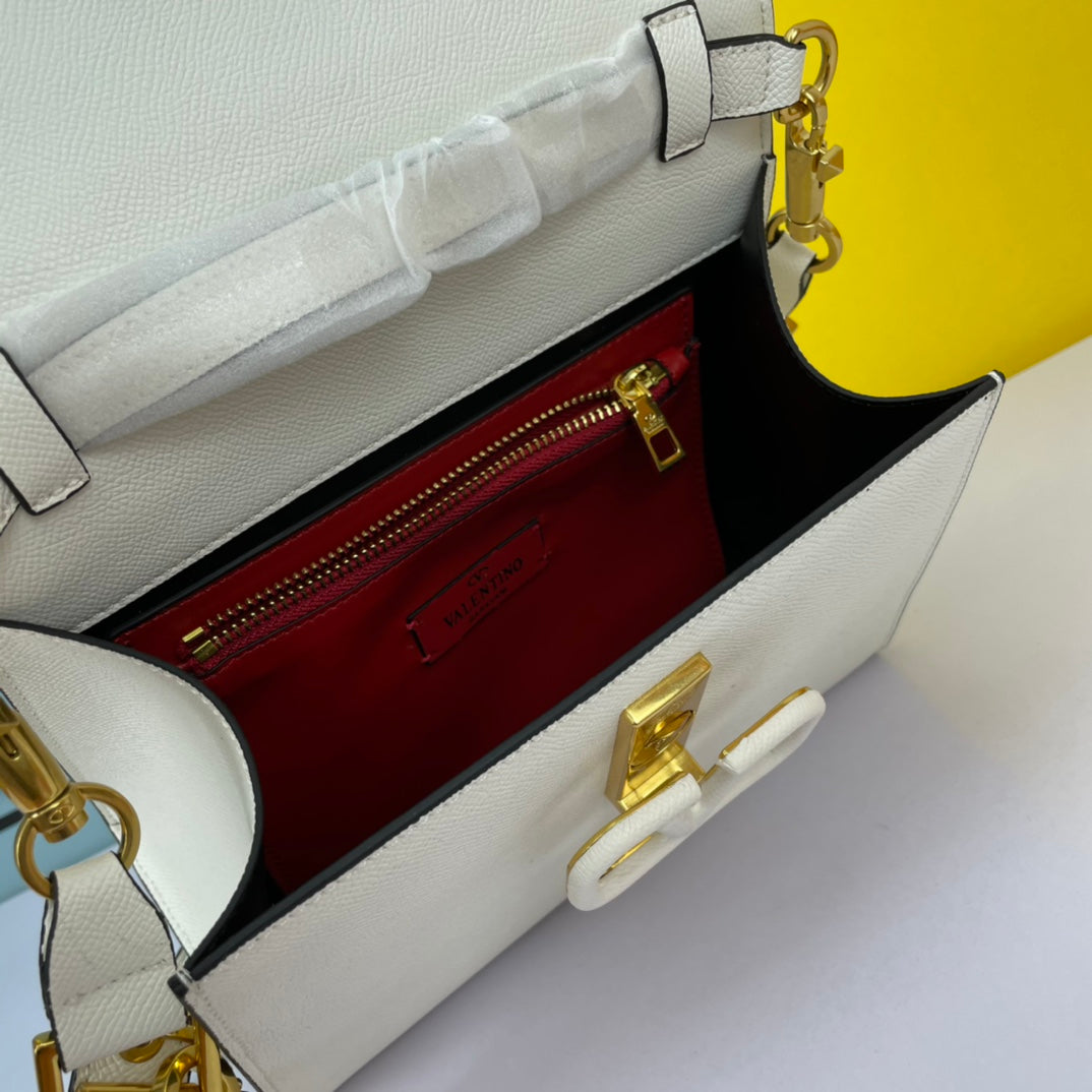 1XVL30BDE Stylish leather bag 