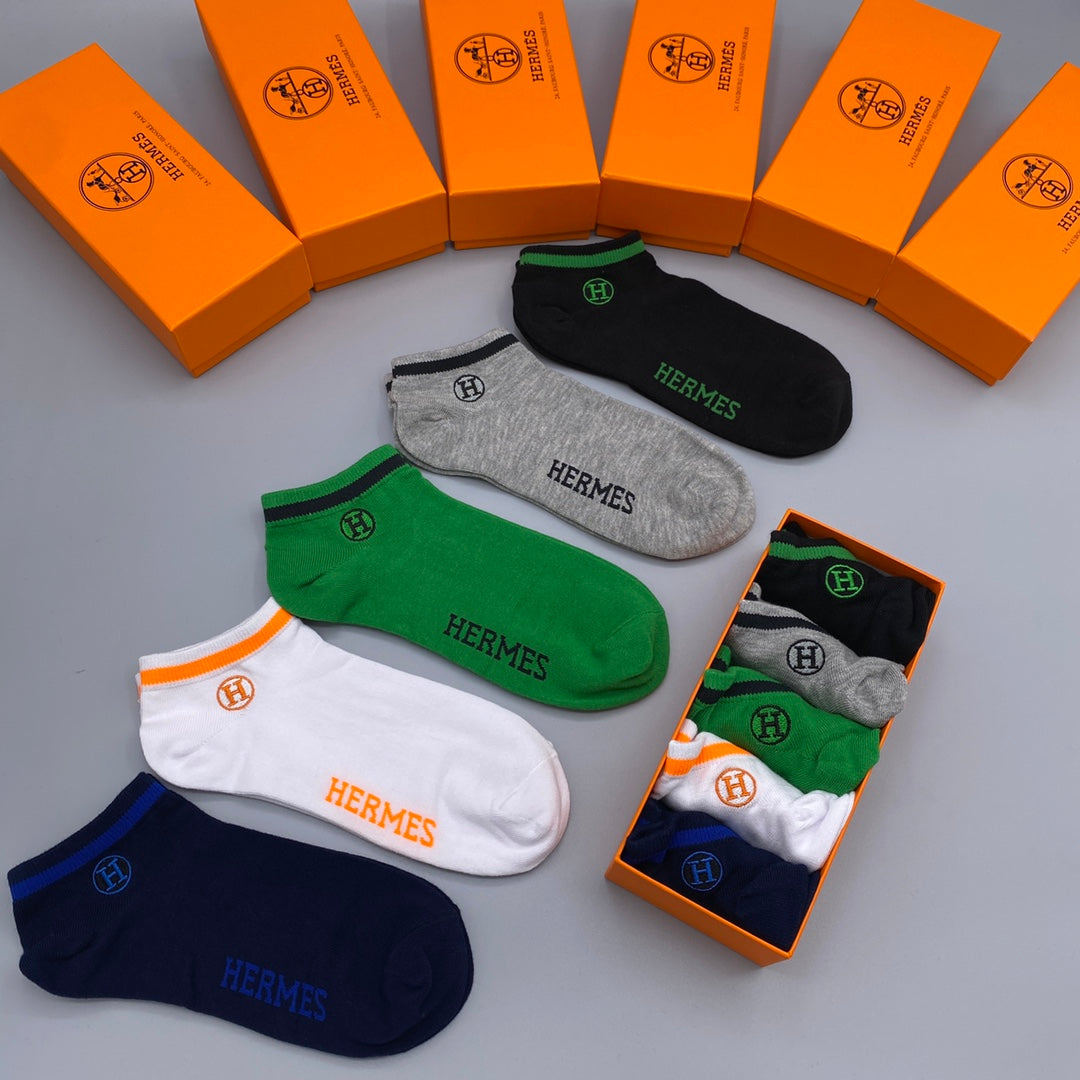 235QH52SDE Stylish socks(5 pairs )