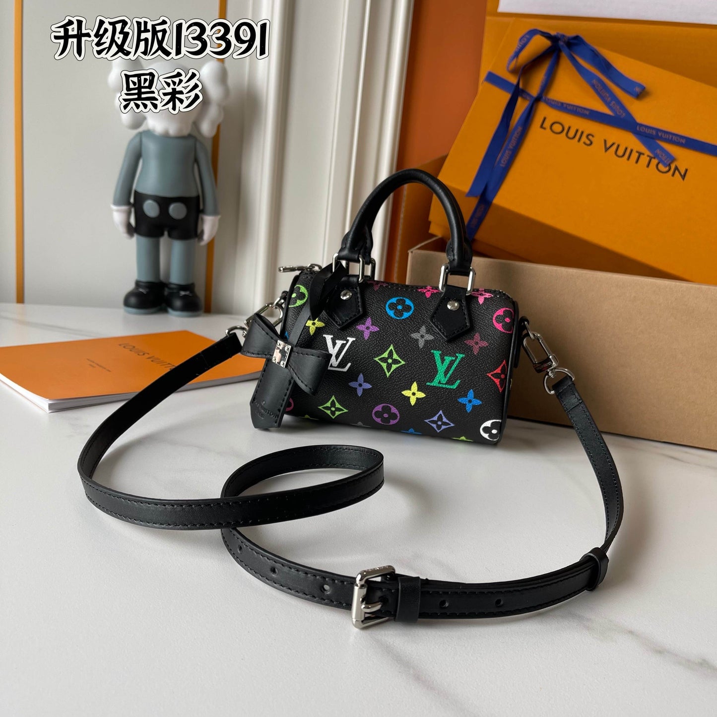 1WE98BDE Stylish leather bag