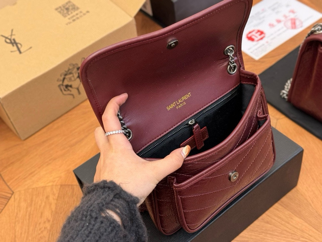 6XSL429BDE Stylish leather bag