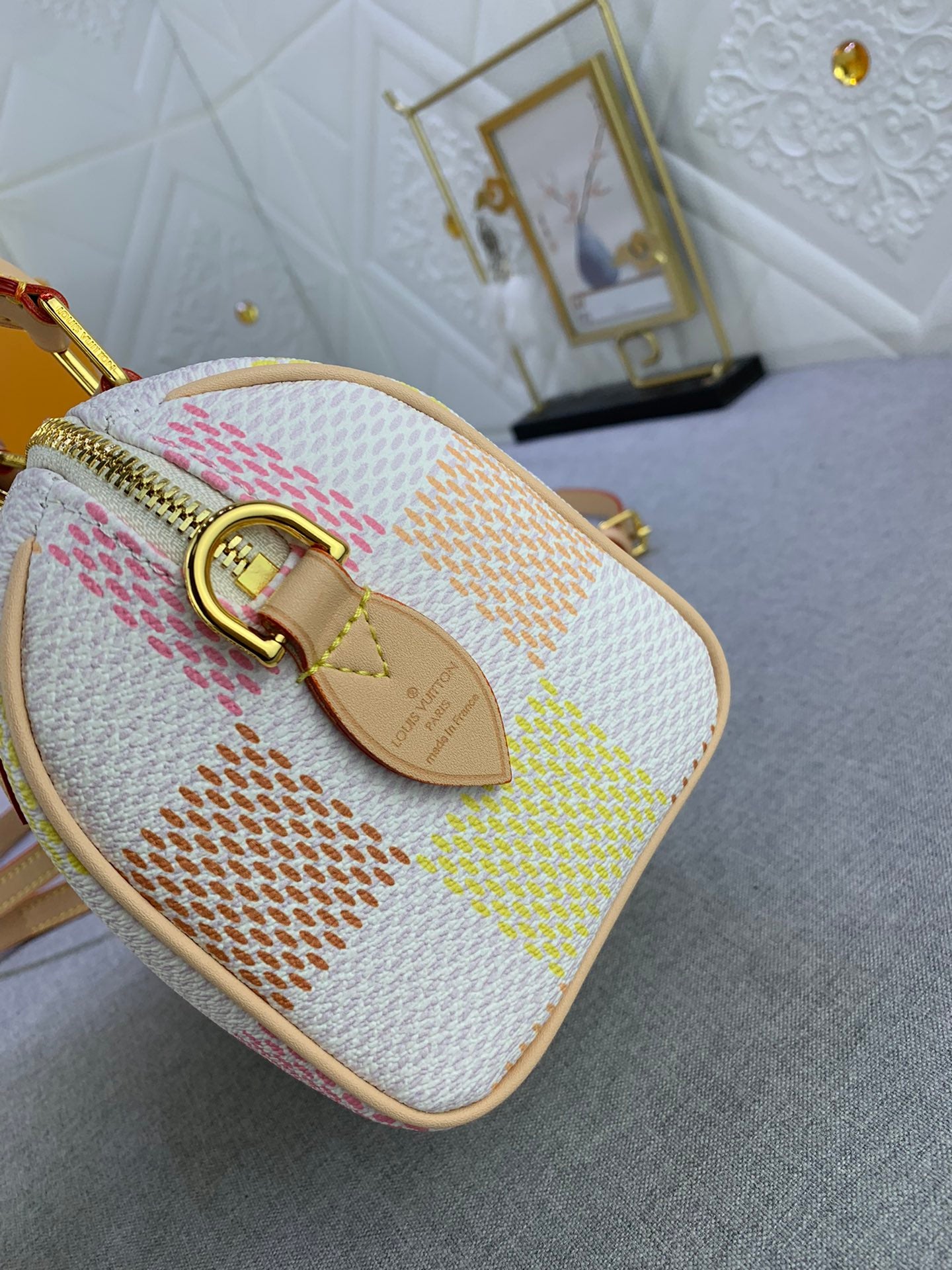 2XE334BDE Stylish leather bag 